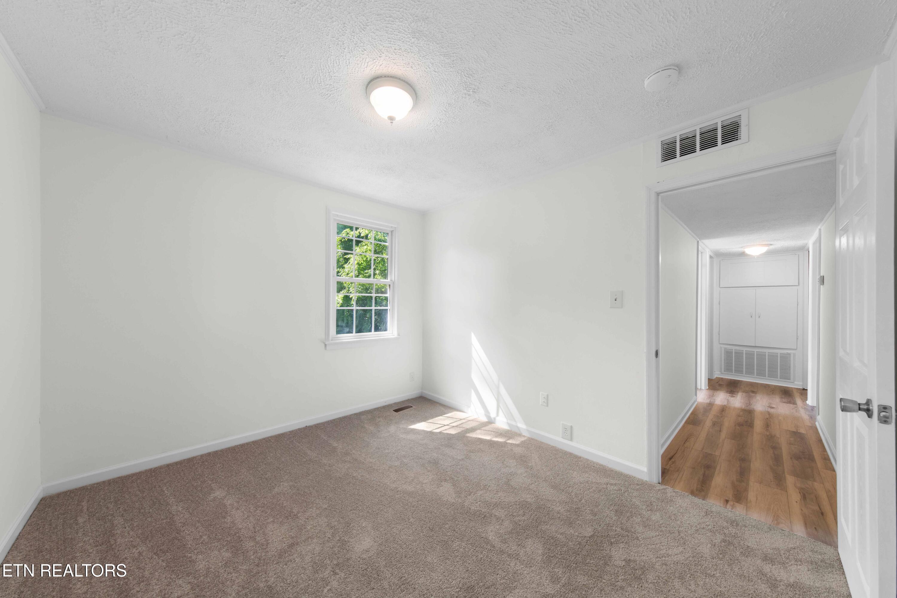 3922 Briargate Avenue Knoxville TN 37919