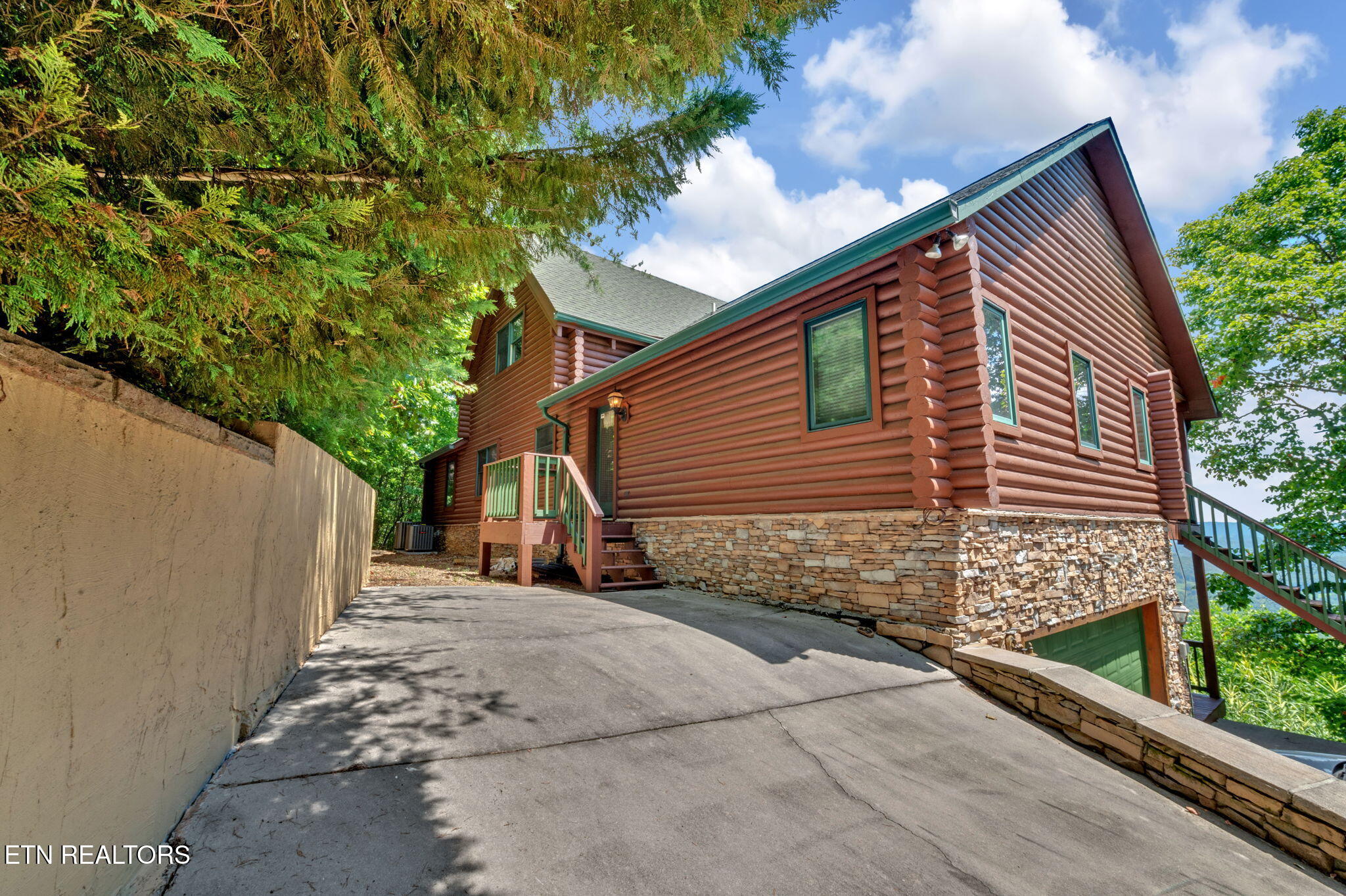 507 Clinch View Road New Tazewell TN 37825