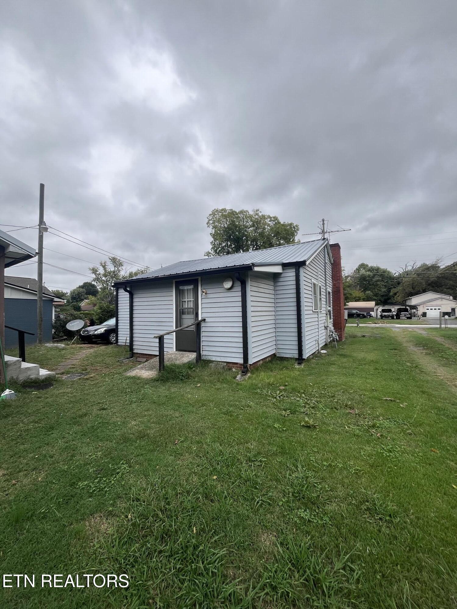 227 Henderson Avenue Sevierville TN 37862