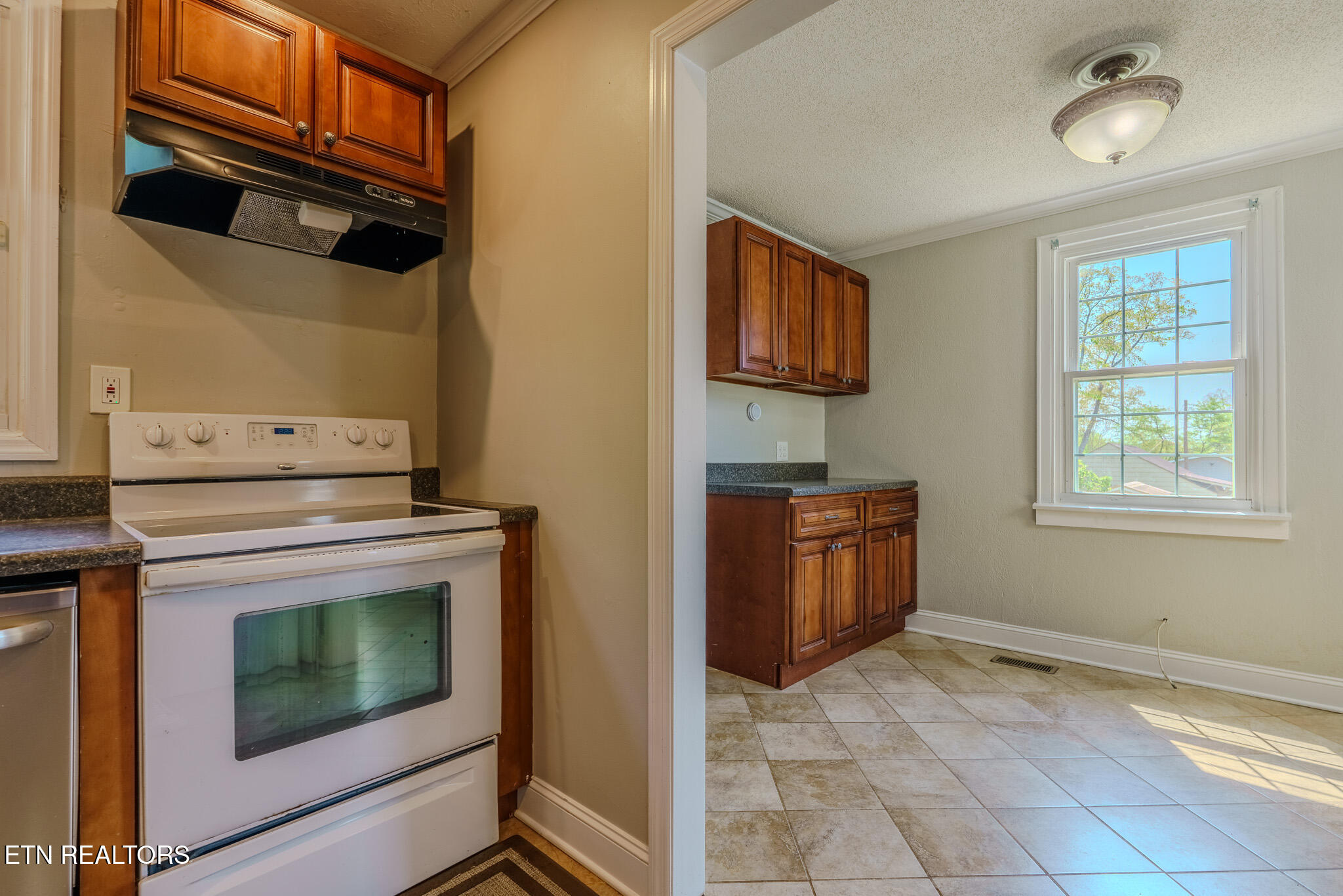 706 Henrietta Drive Knoxville TN 37912