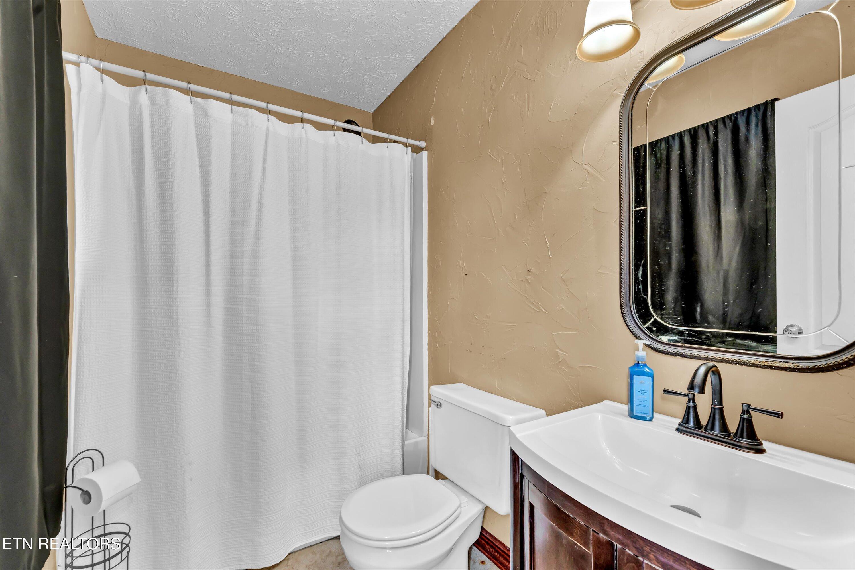 5944 Tennyson Drive Knoxville TN 37909