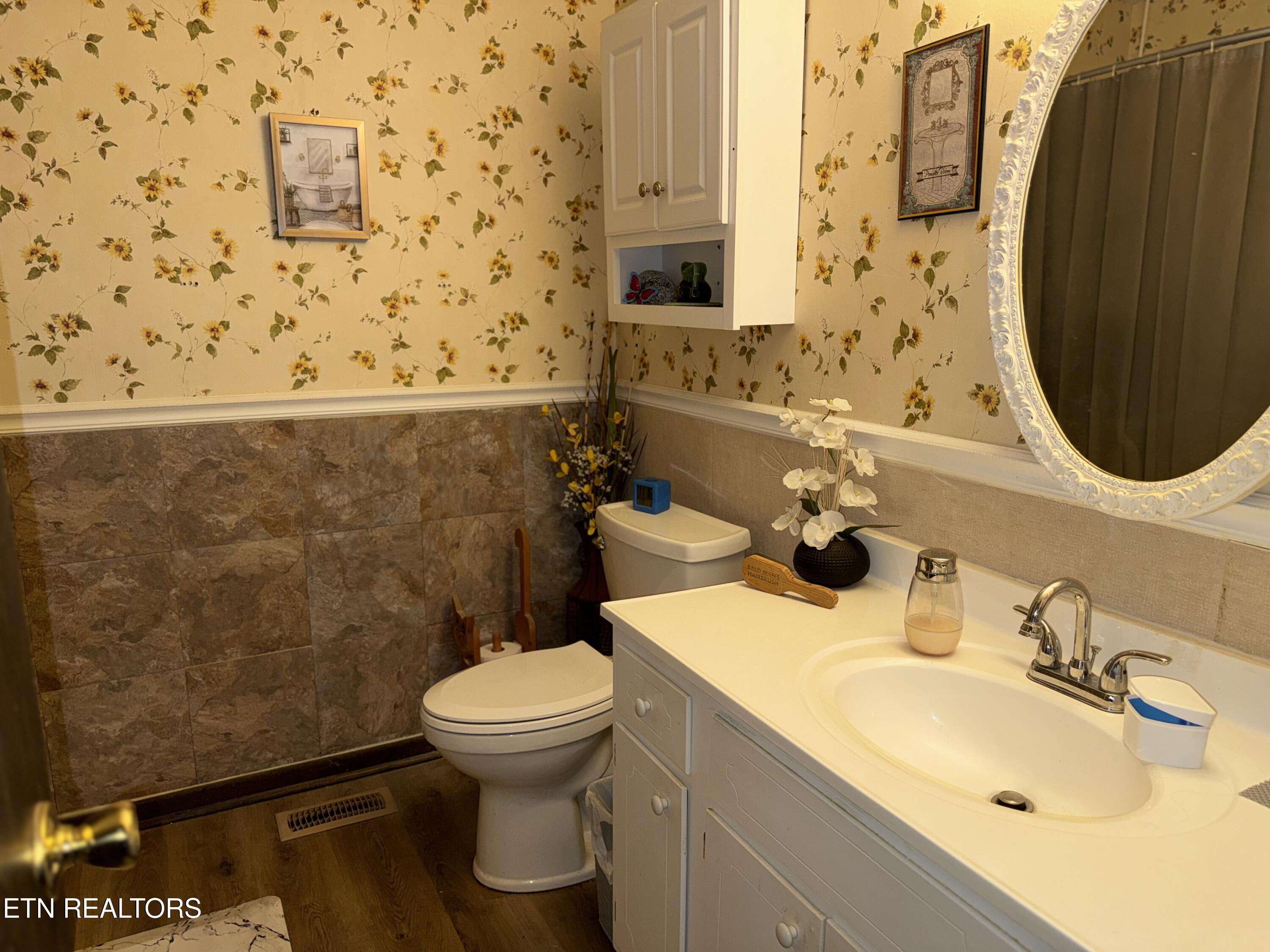 145 Canterbury Drive Crossville TN 38558