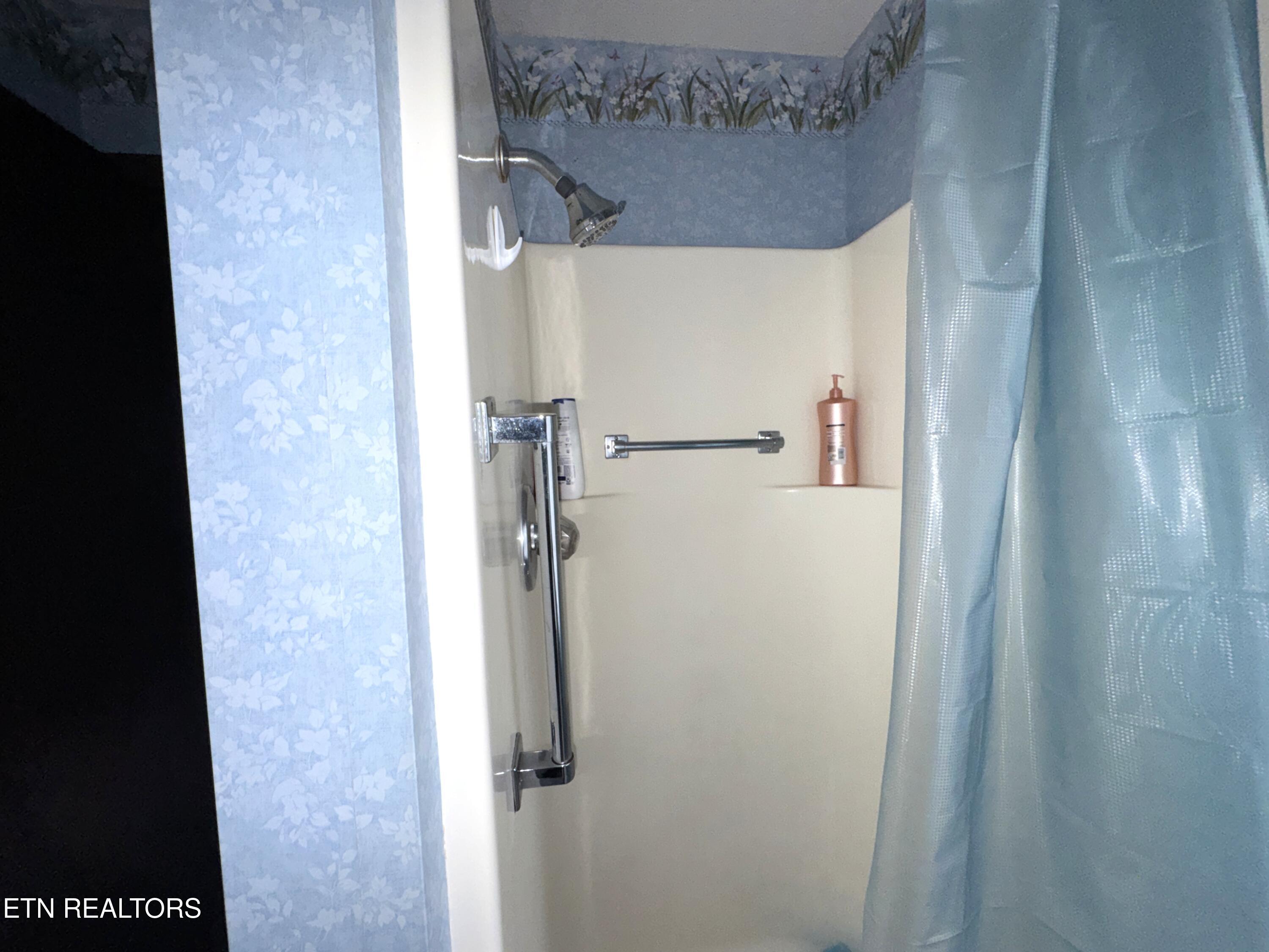 145 Canterbury Drive Crossville TN 38558