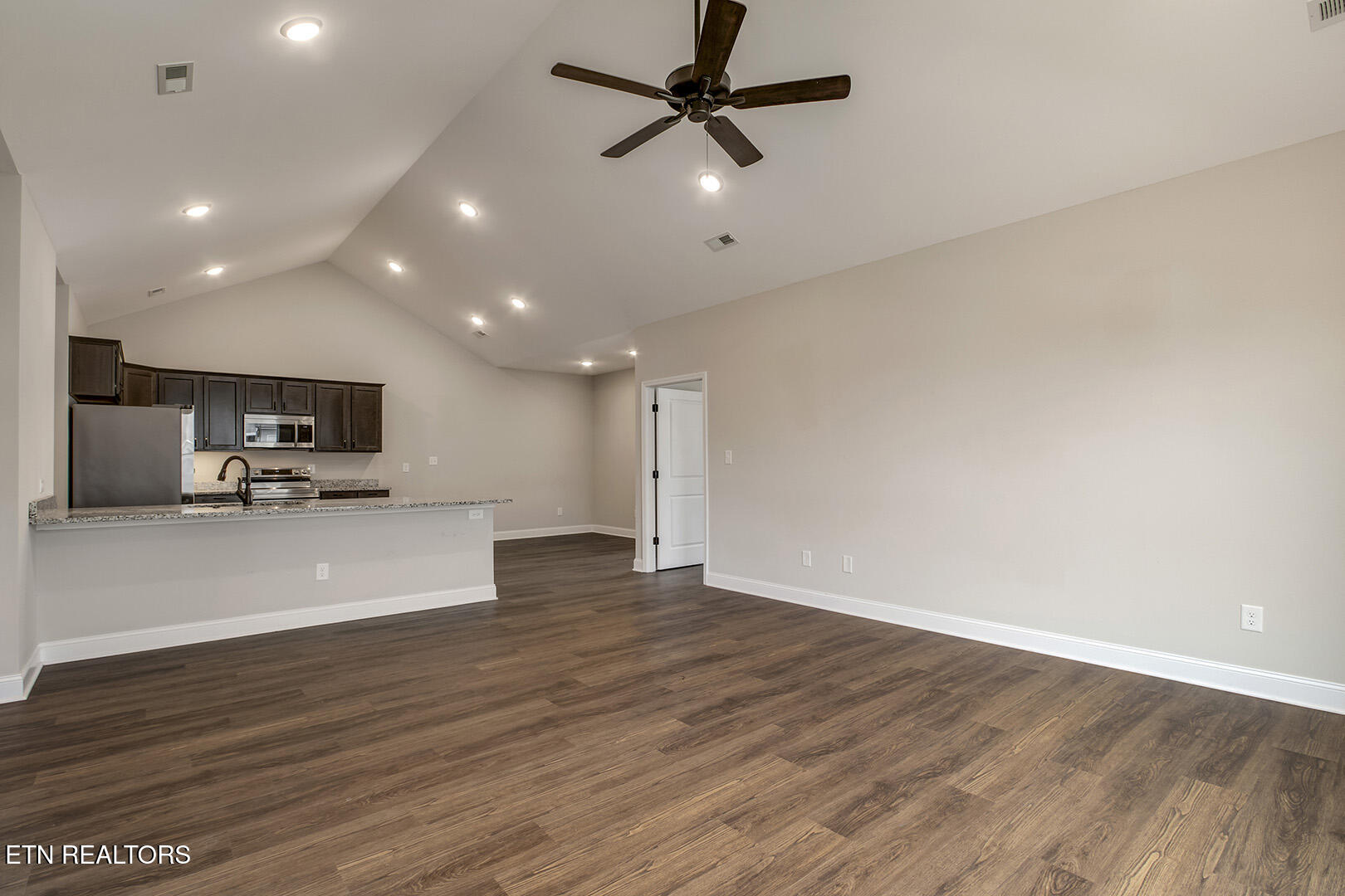 428 Creekside Way Lenoir City TN 37771