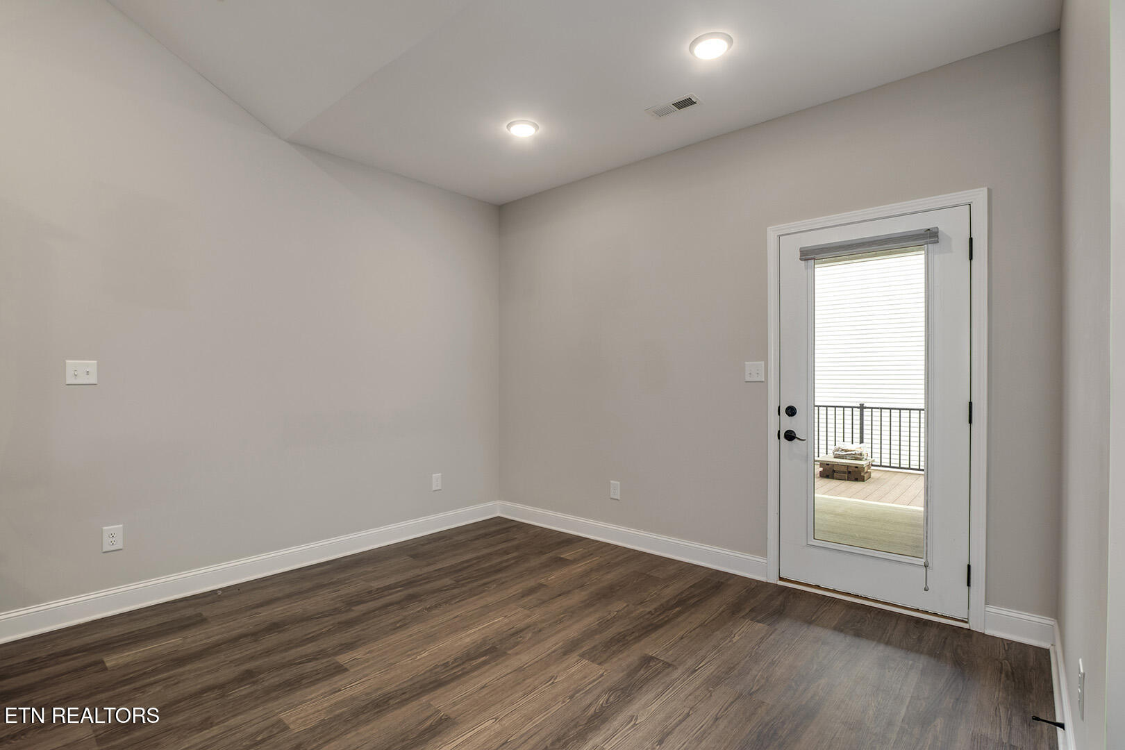 428 Creekside Way Lenoir City TN 37771