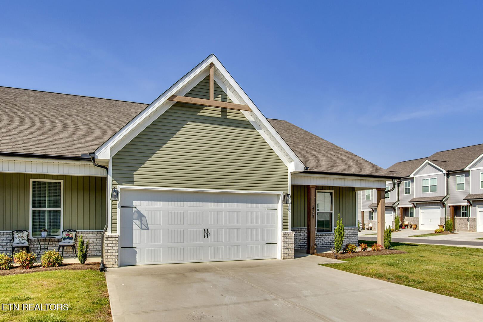 428 Creekside Way Lenoir City TN 37771