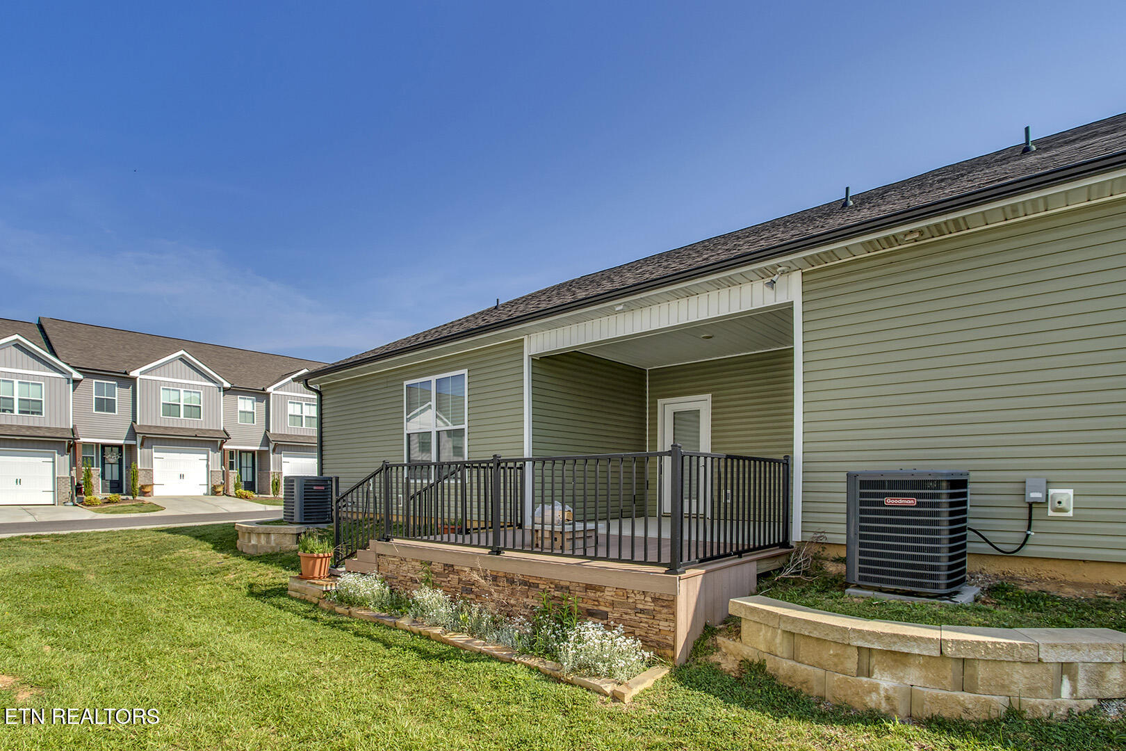 428 Creekside Way Lenoir City TN 37771