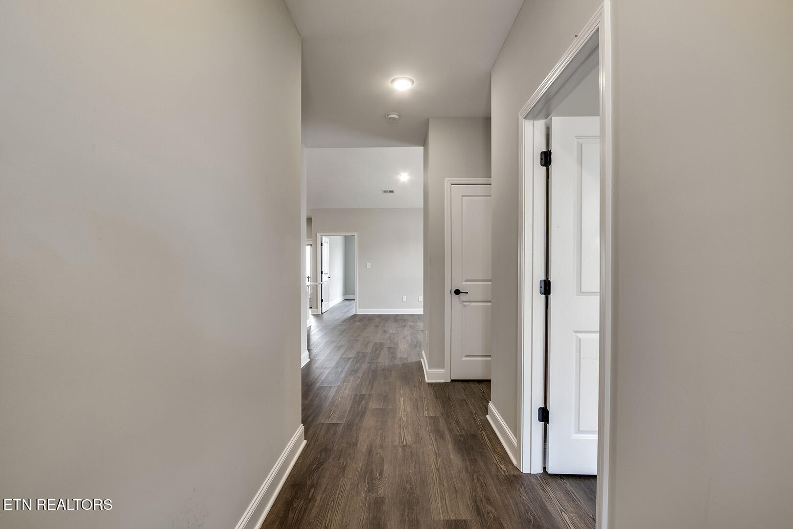 428 Creekside Way Lenoir City TN 37771