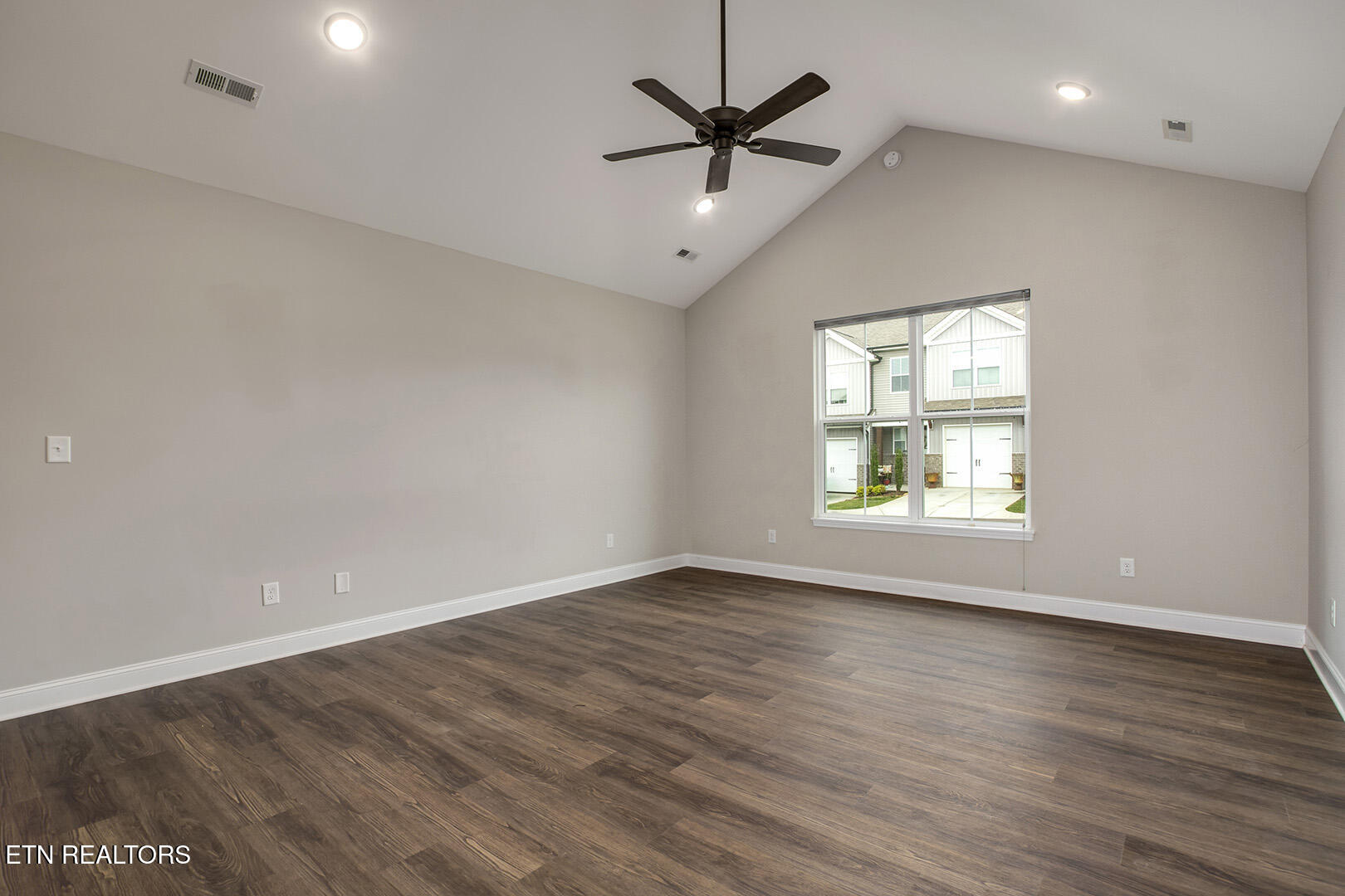 428 Creekside Way Lenoir City TN 37771