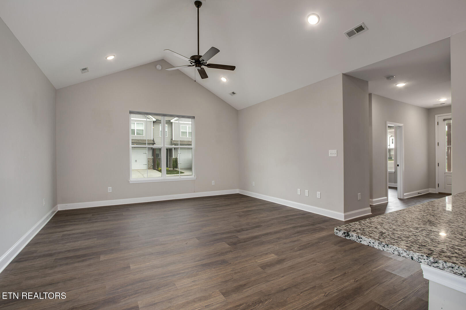 428 Creekside Way Lenoir City TN 37771