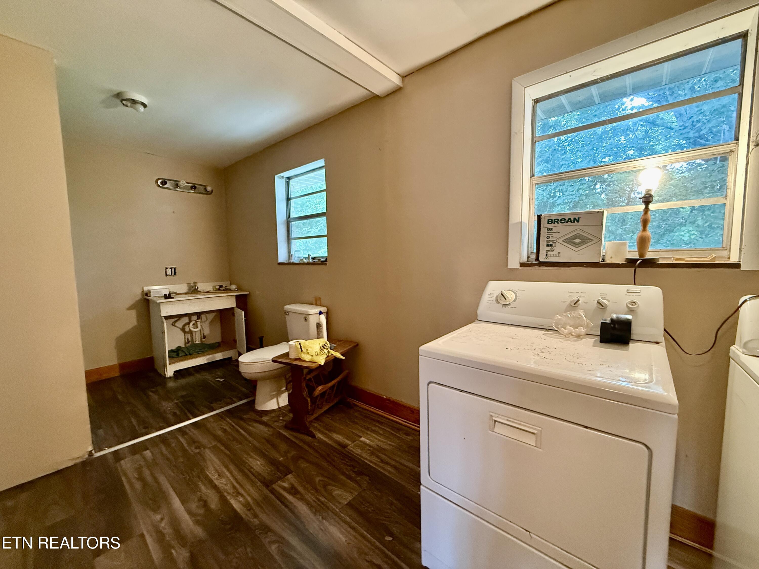 419 Carlock Avenue Harriman TN 37748
