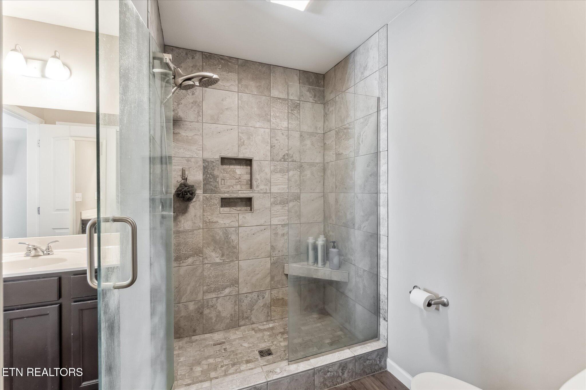 7423 Ladd Road Powell TN 37849