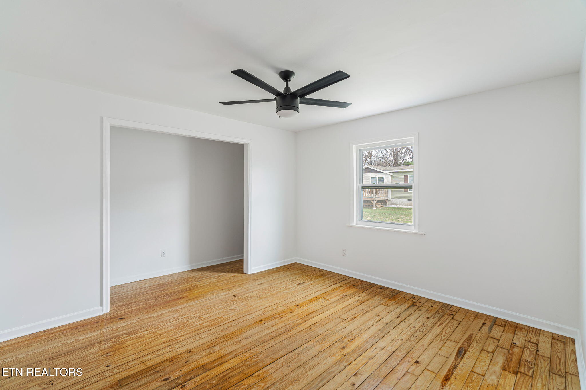 910 Cannon Avenue Sweetwater TN 37874