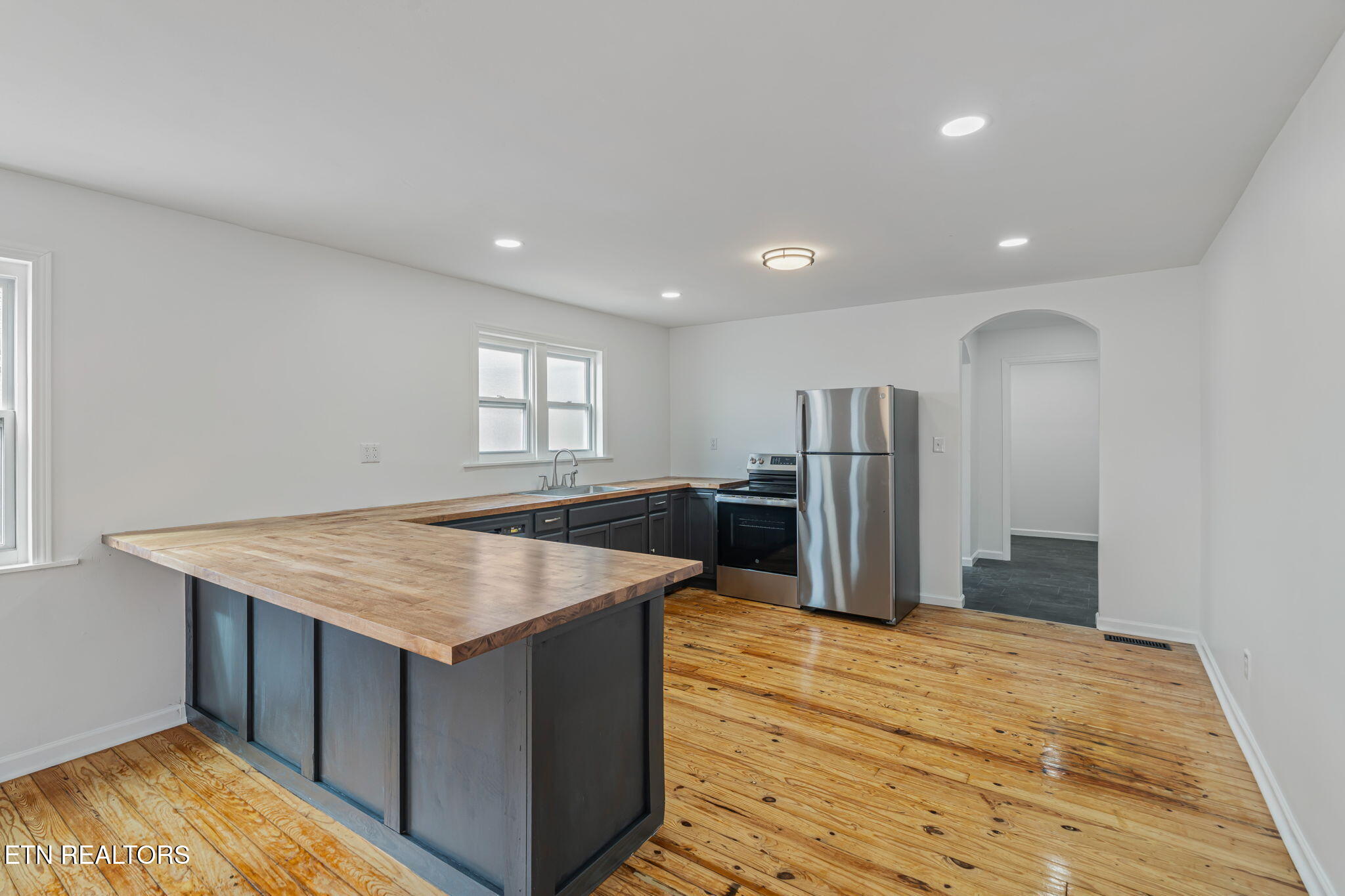 910 Cannon Avenue Sweetwater TN 37874