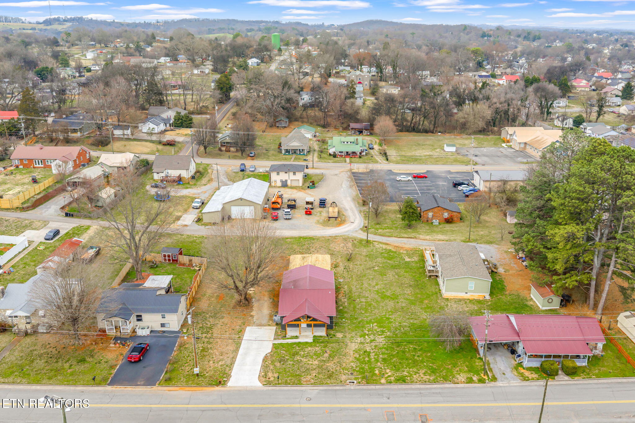 910 Cannon Avenue Sweetwater TN 37874