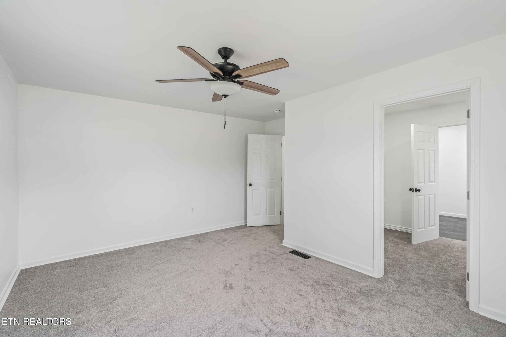 910 Cannon Avenue Sweetwater TN 37874