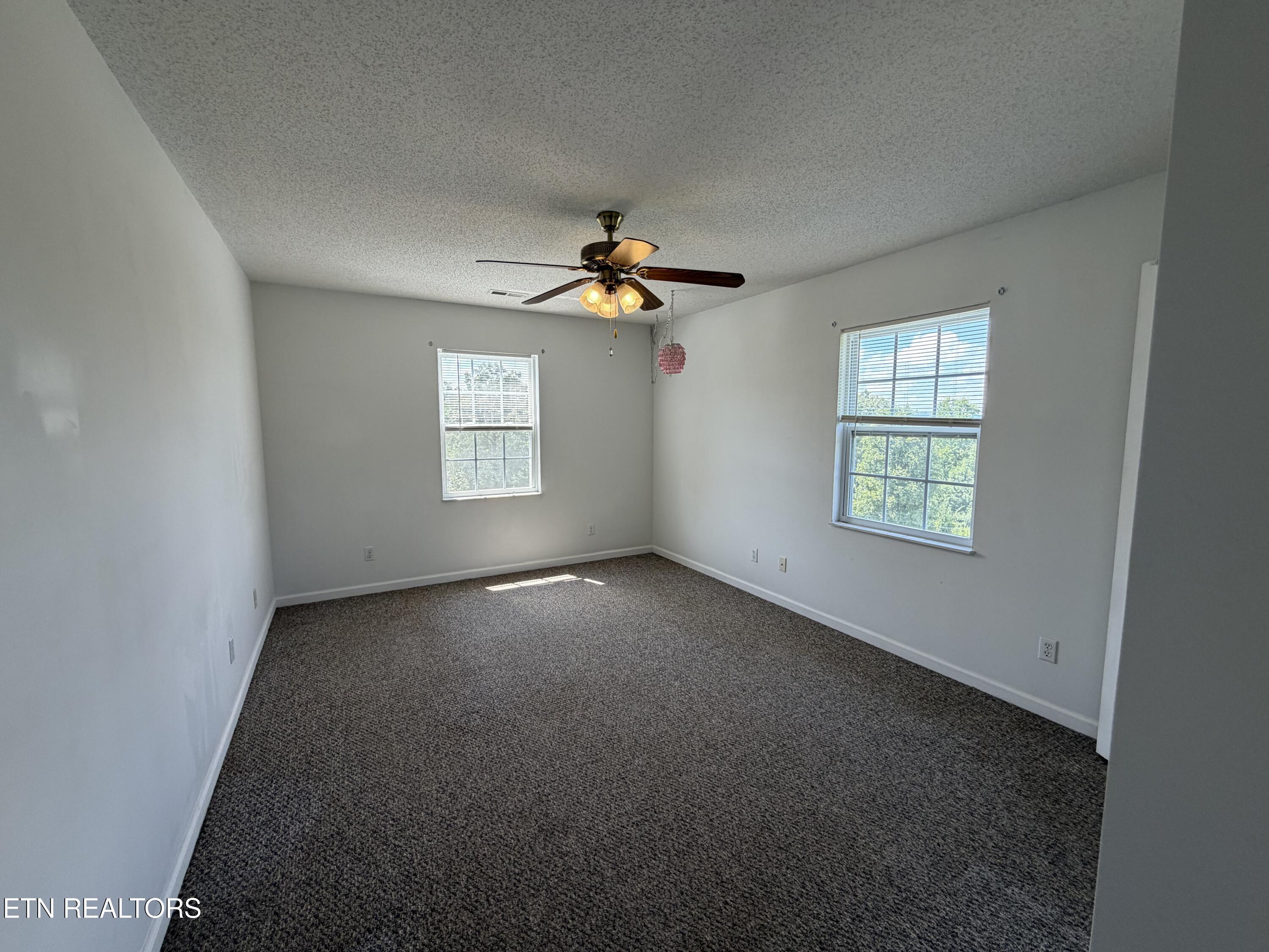2125 Niles Ferry Road Greenback TN 37742