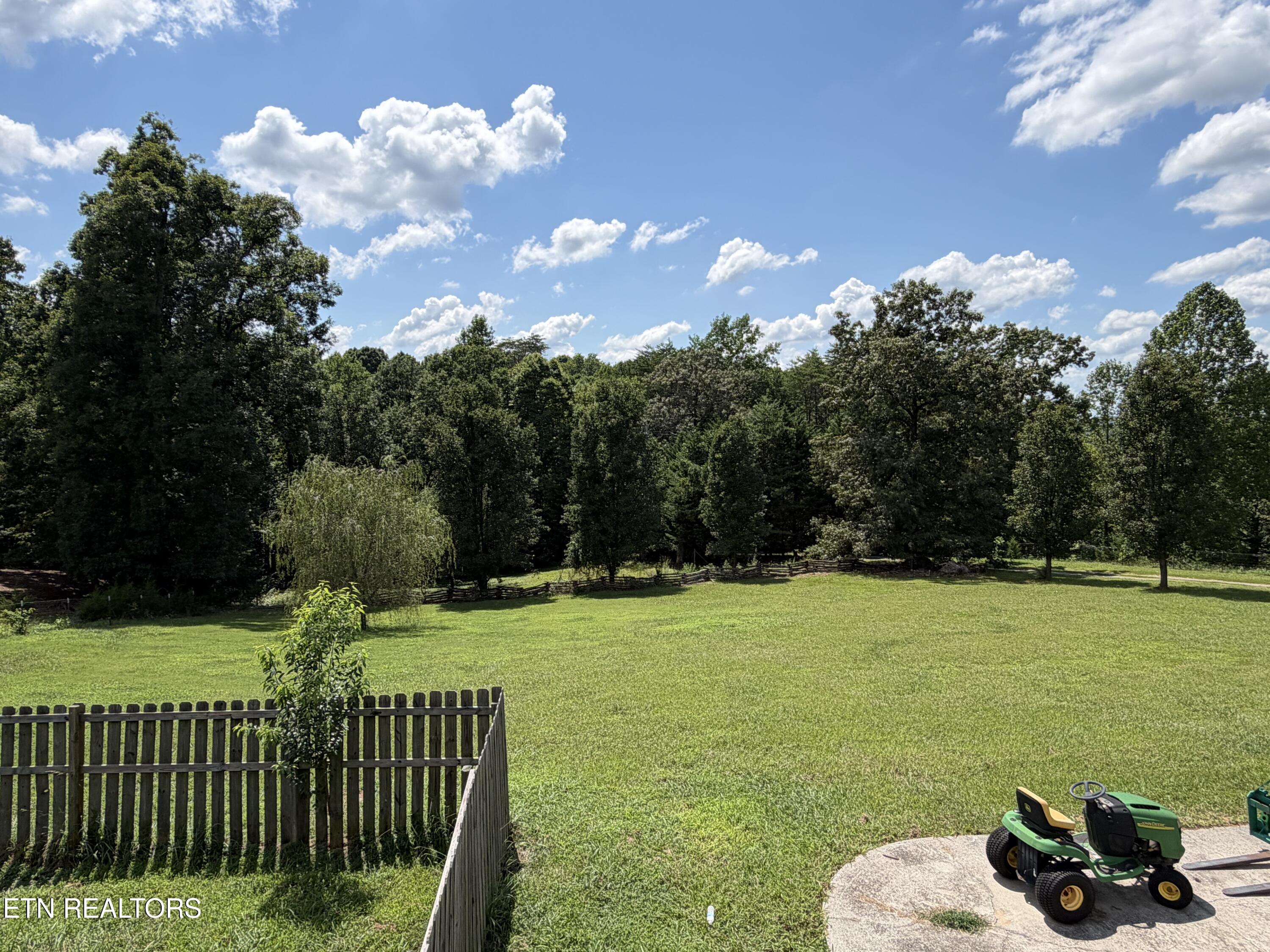 2125 Niles Ferry Road Greenback TN 37742
