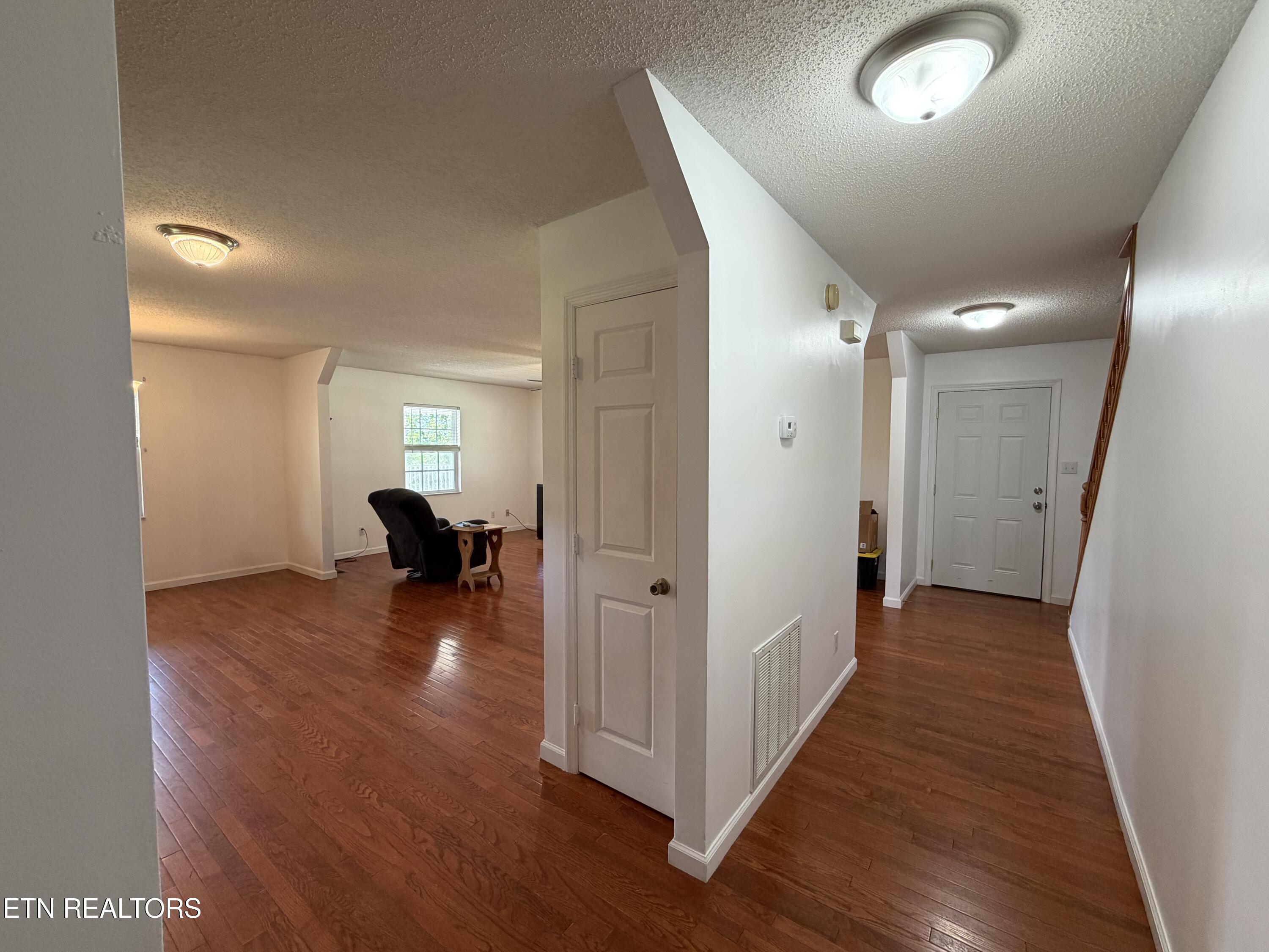 2125 Niles Ferry Road Greenback TN 37742