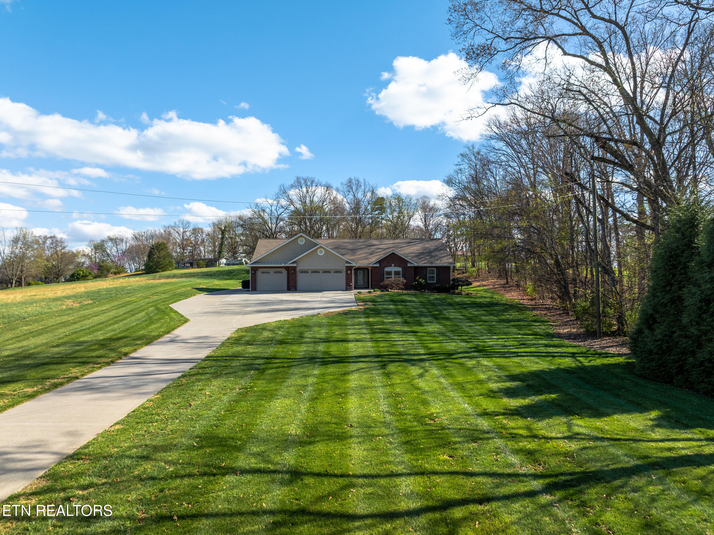 225 Piney Road Kodak TN 37764