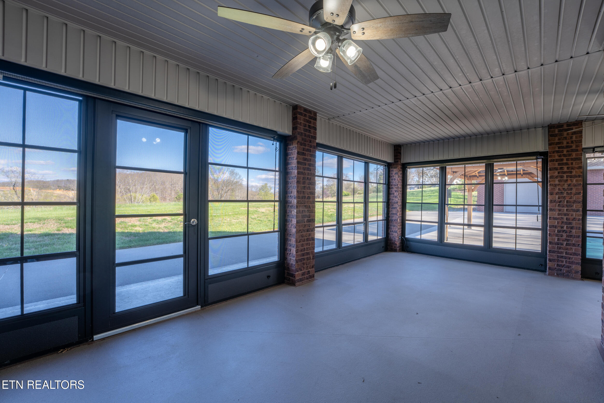 225 Piney Road Kodak TN 37764