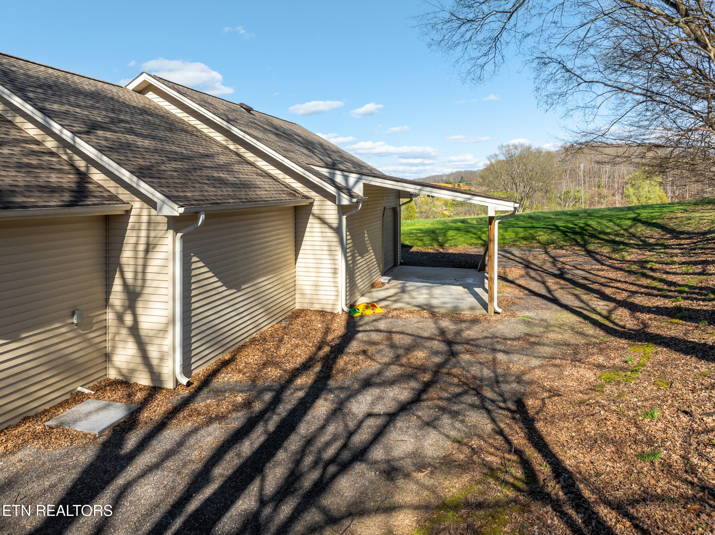 225 Piney Road Kodak TN 37764