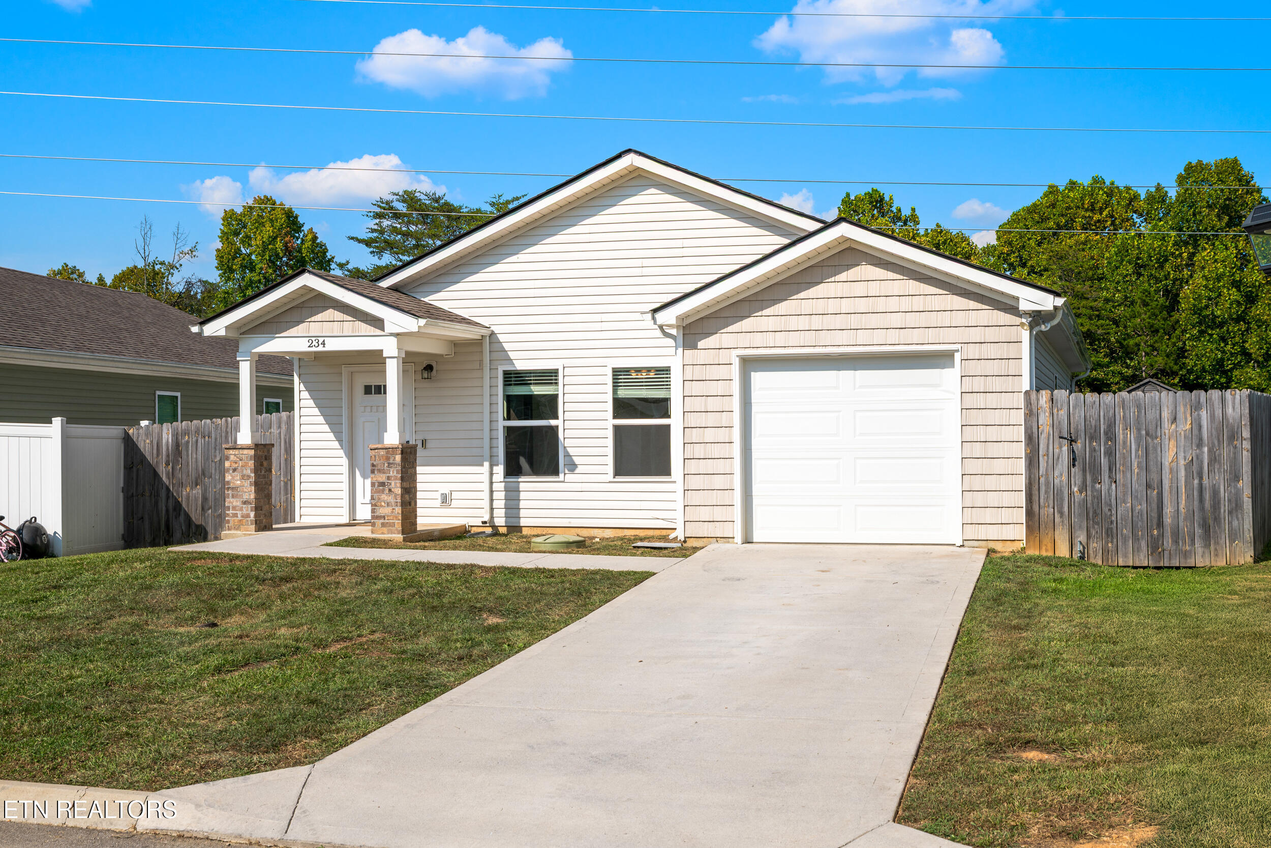 234 Sapling Lane Knoxville TN 37924