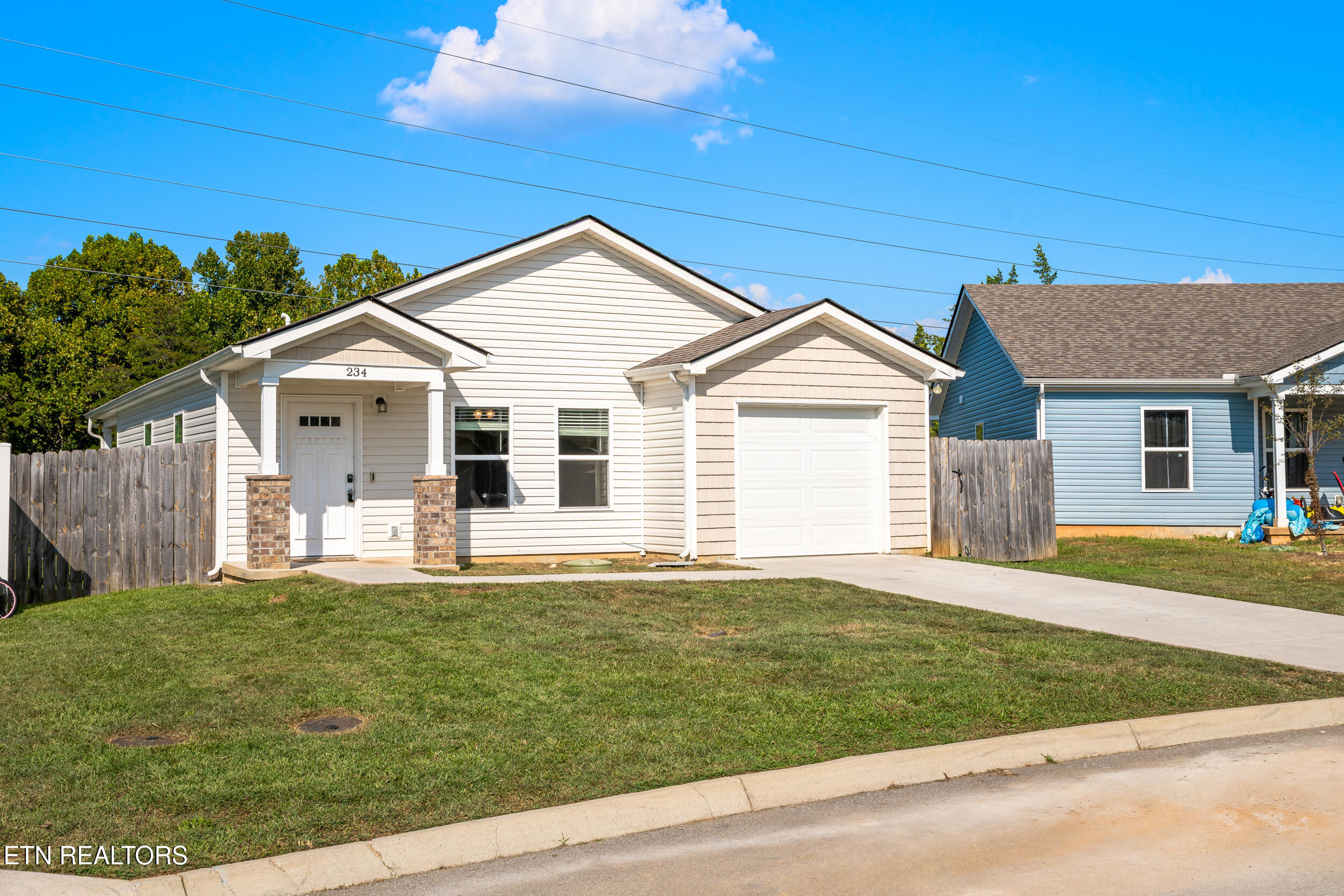 234 Sapling Lane Knoxville TN 37924