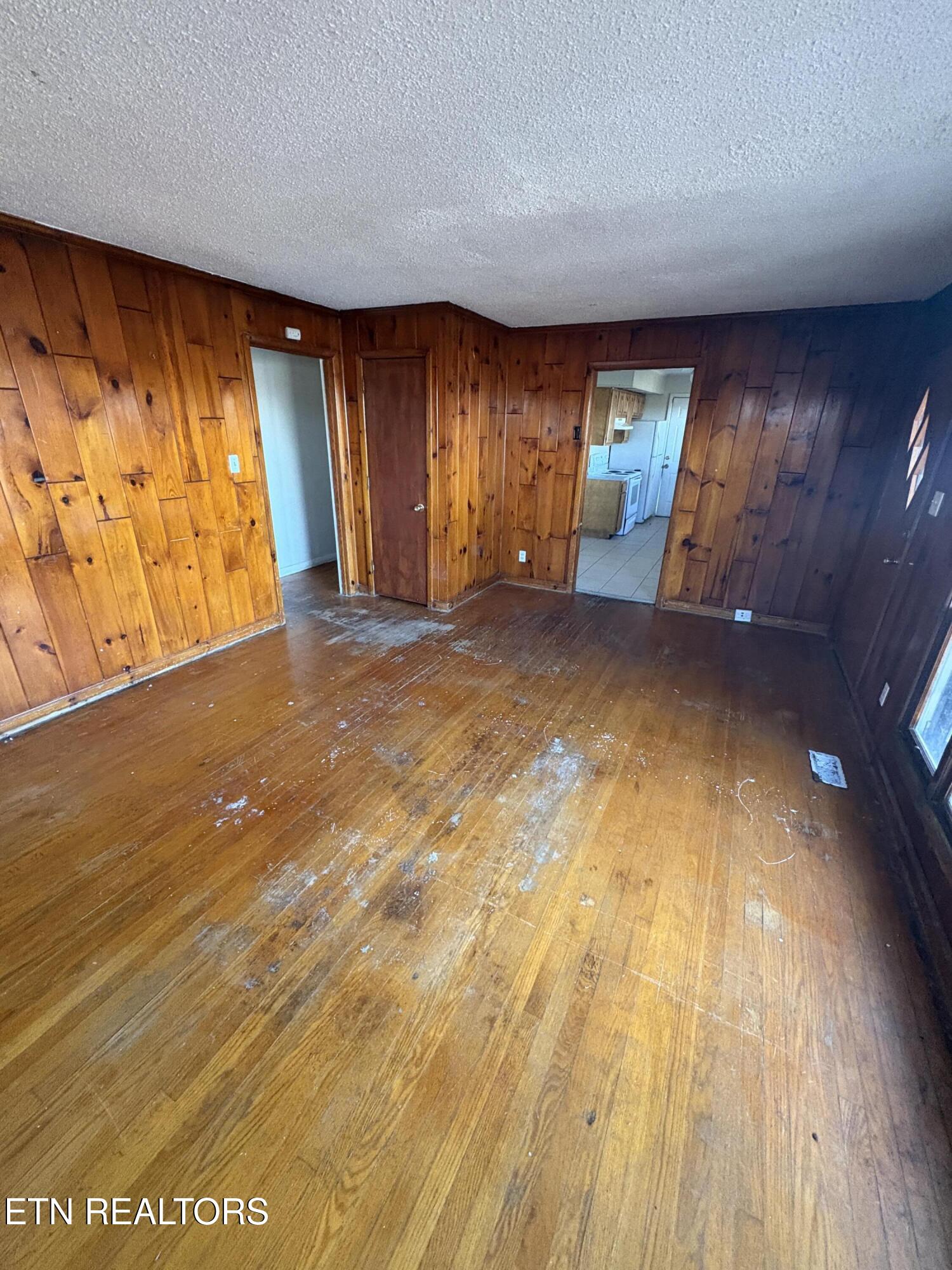 5008 Skyview Drive Knoxville TN 37917