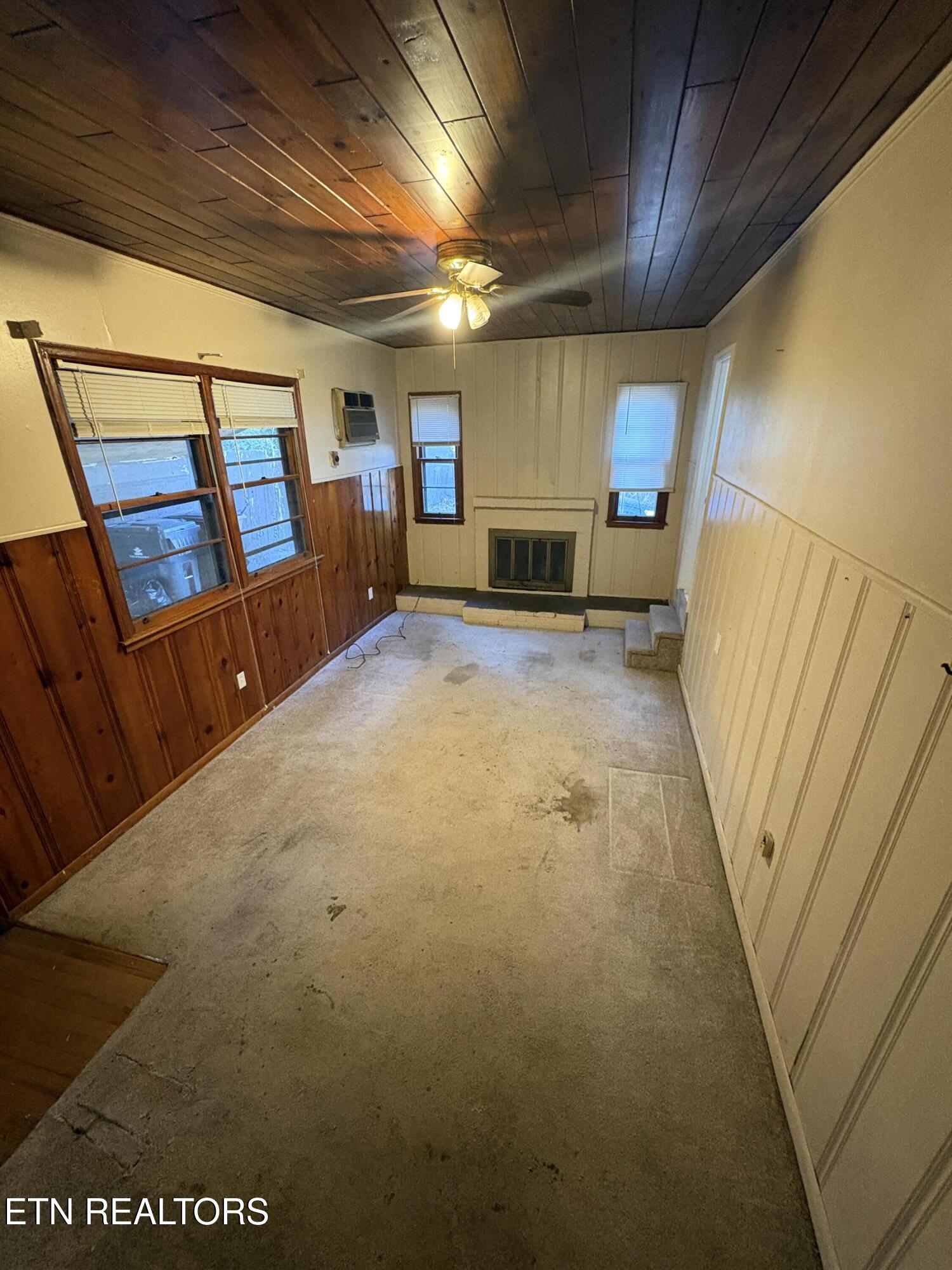 5008 Skyview Drive Knoxville TN 37917