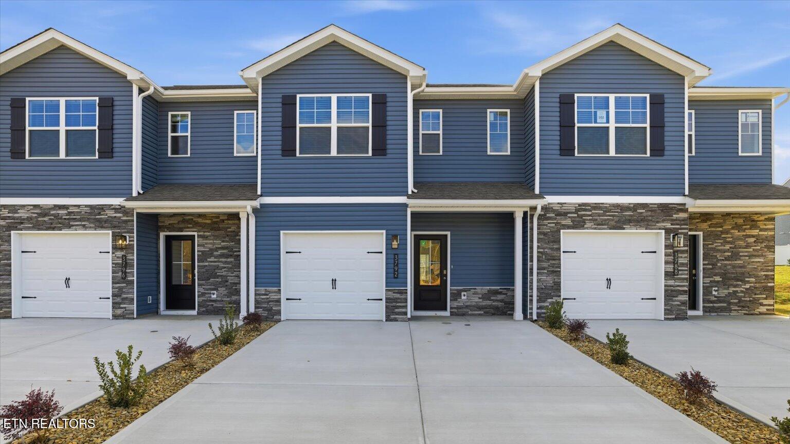 3792 Wyatt Way Kodak TN 37764