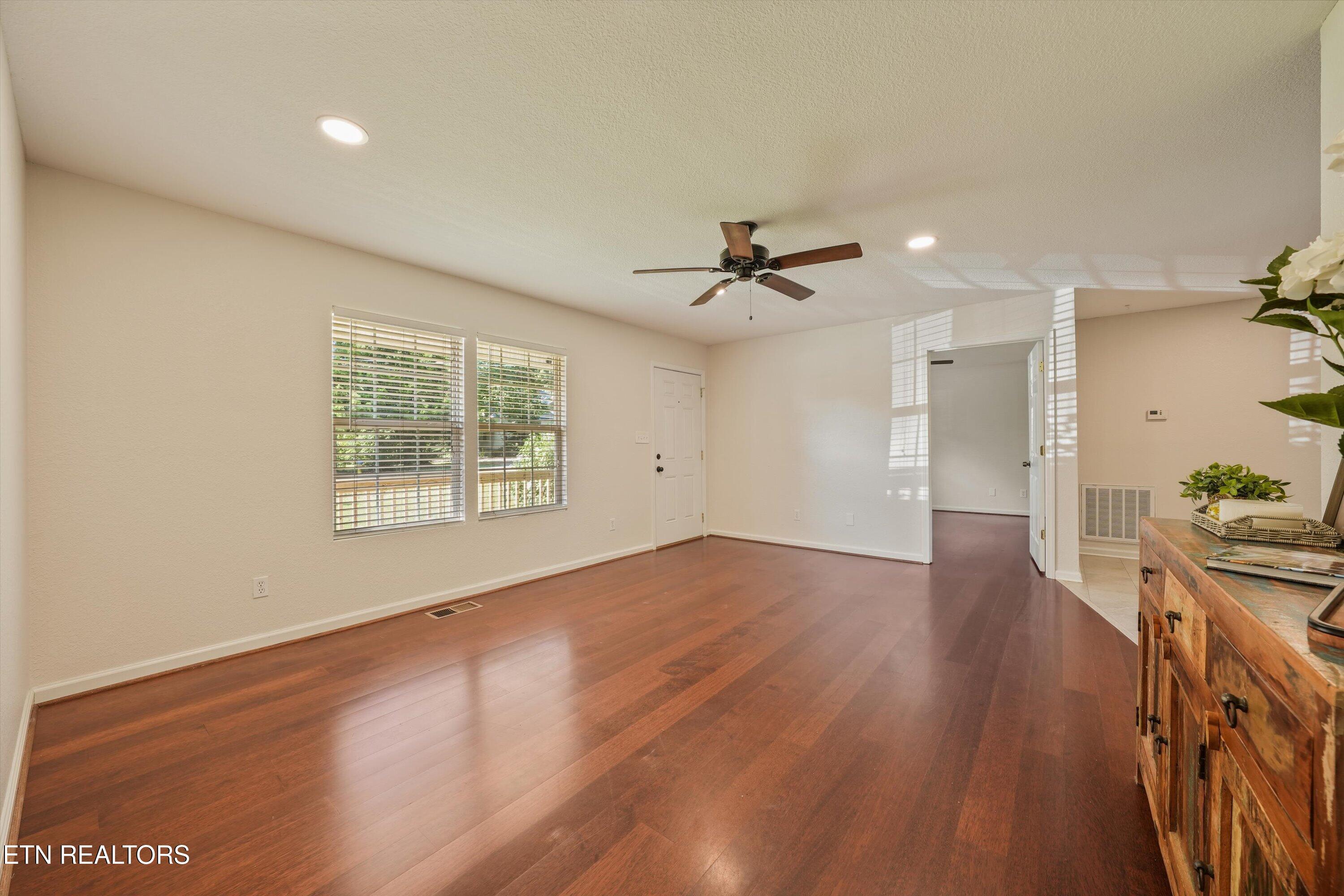 429 Woodlawn Pike Knoxville TN 37920