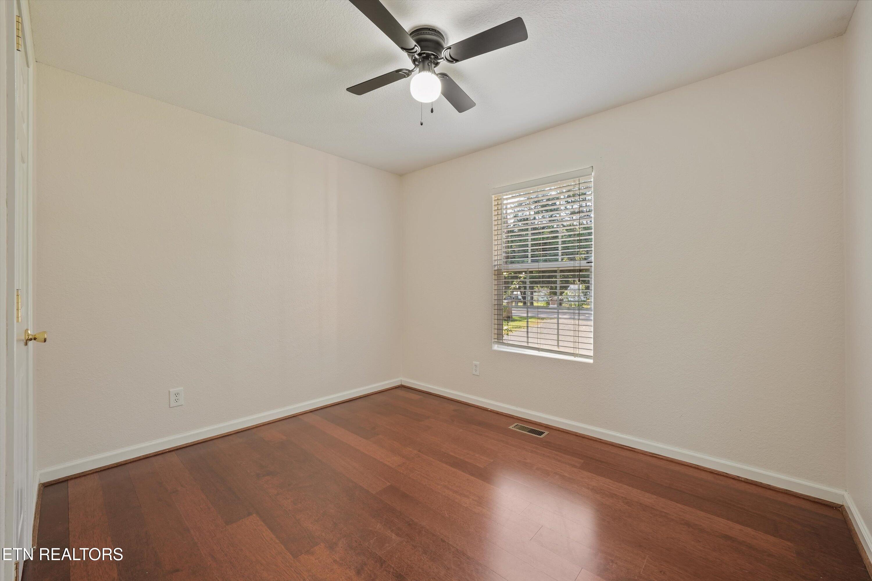 429 Woodlawn Pike Knoxville TN 37920
