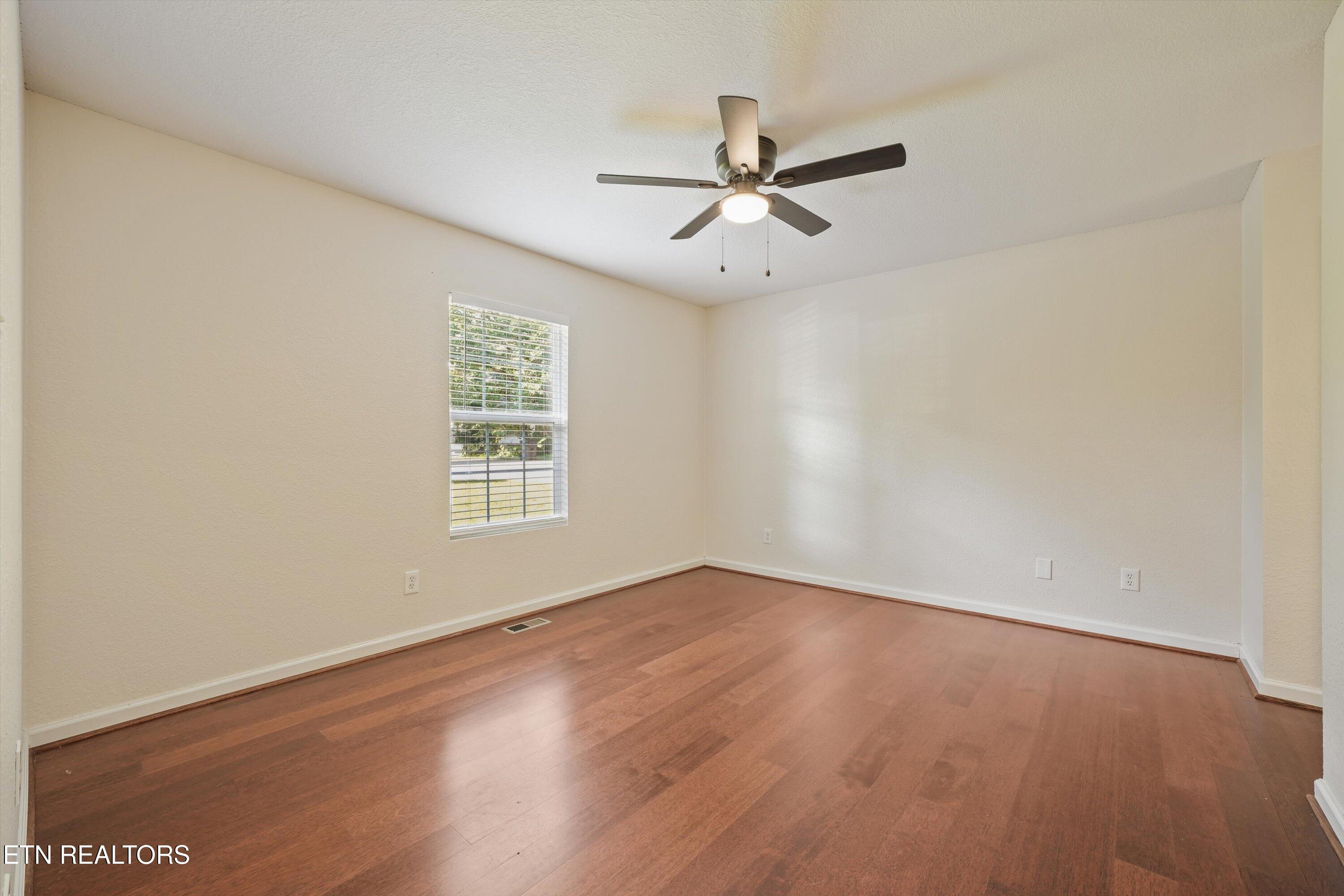 429 Woodlawn Pike Knoxville TN 37920