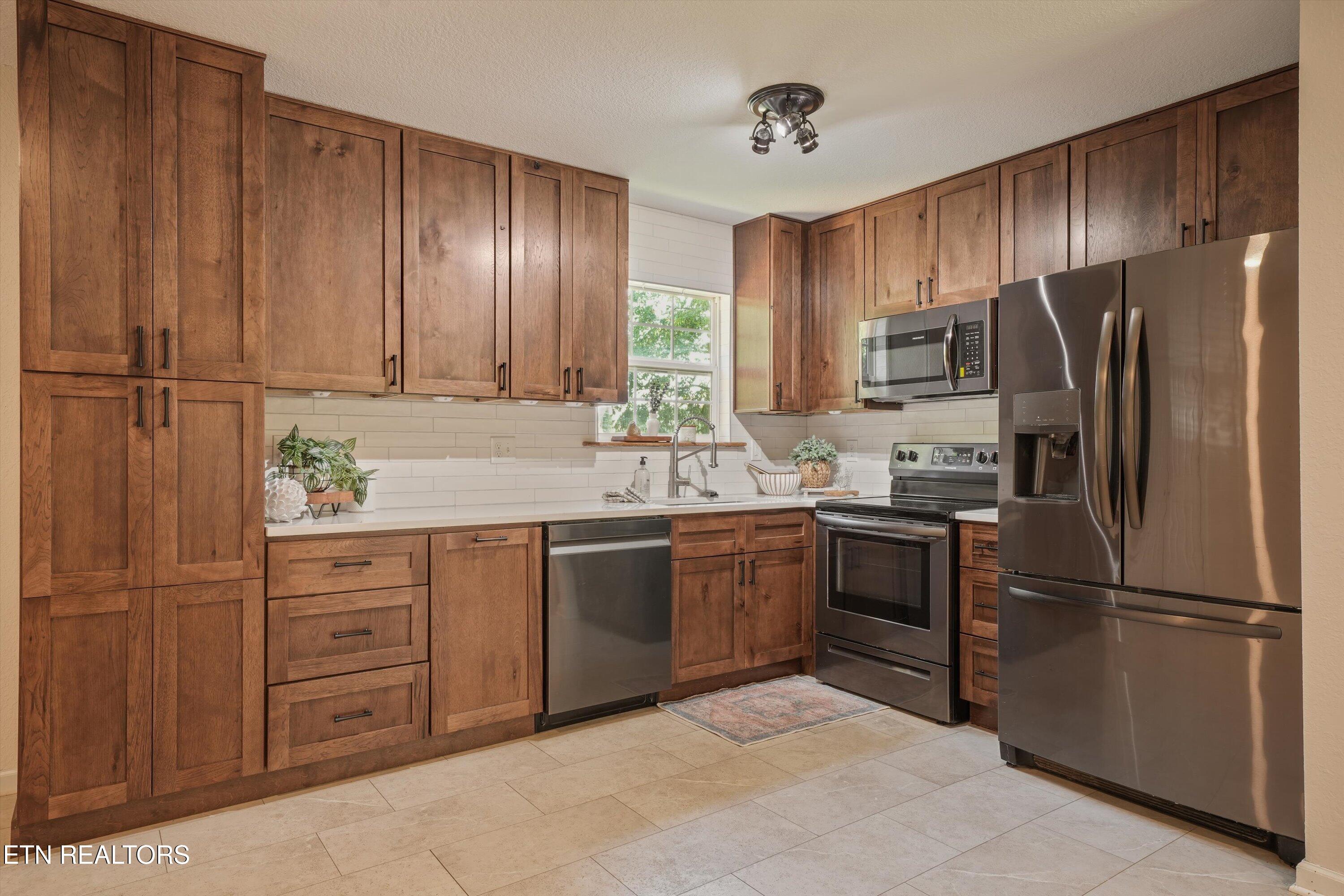 429 Woodlawn Pike Knoxville TN 37920