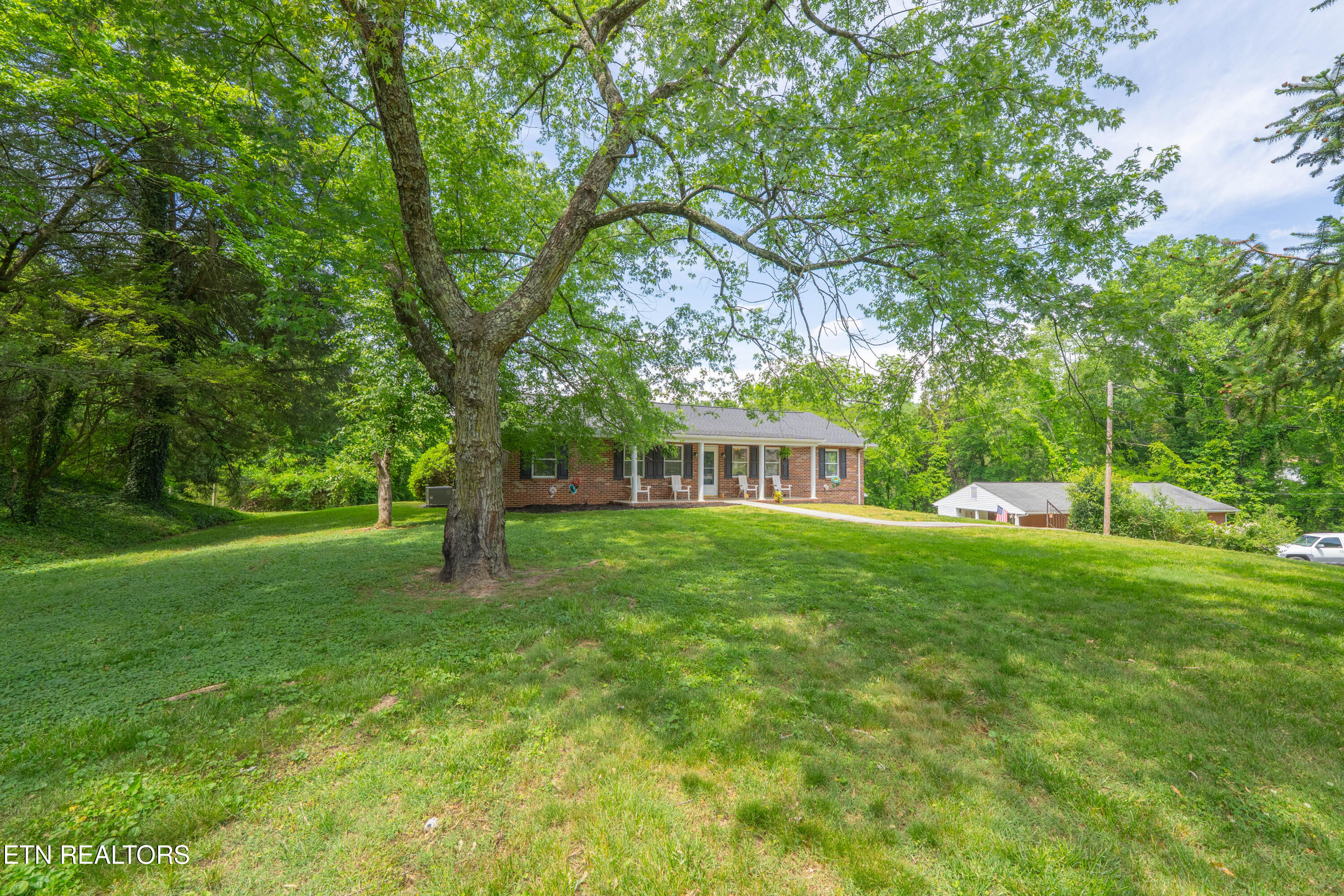 125 Bettis Lane Kingston TN 37763