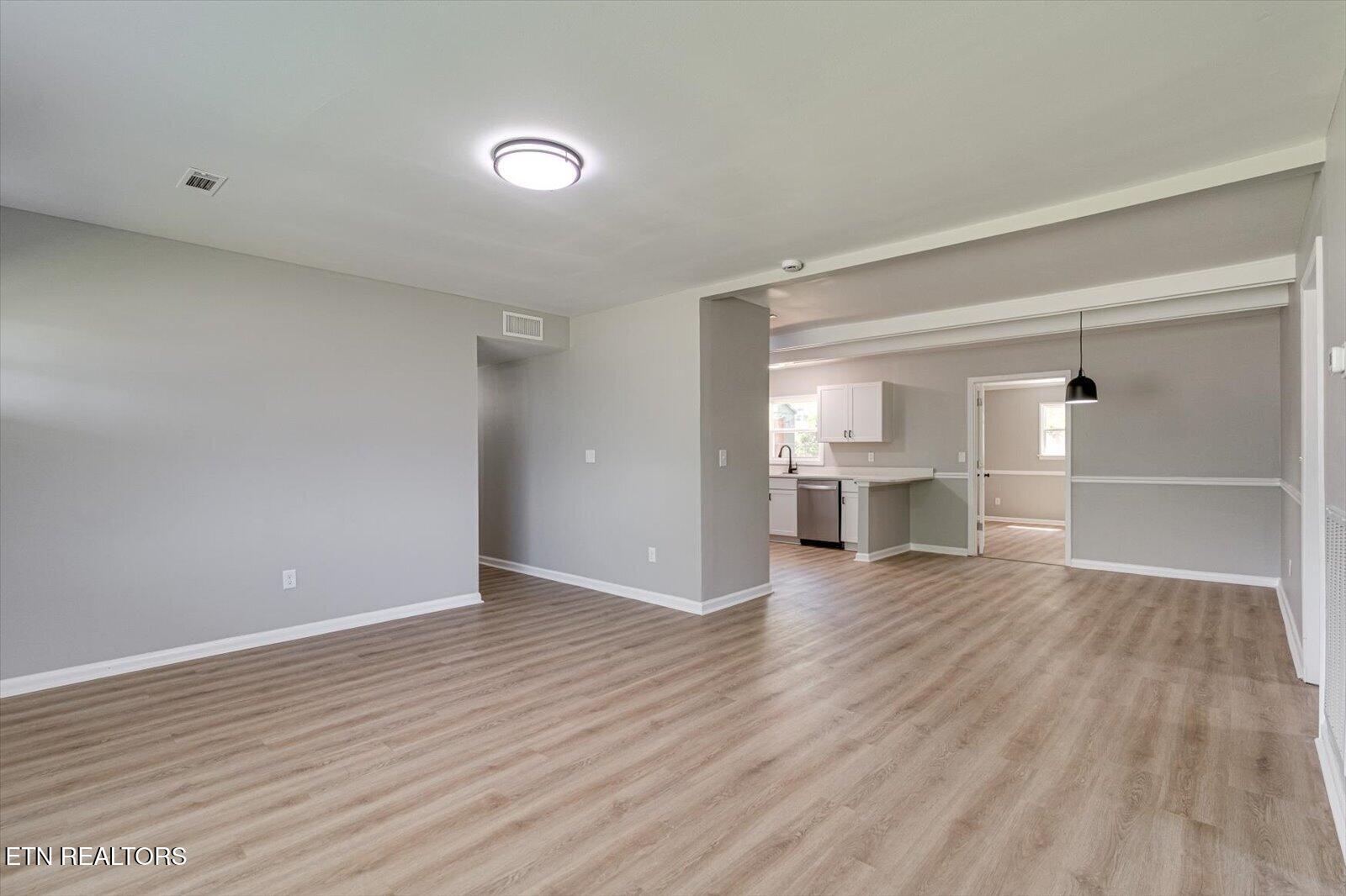 1606 Redwood Drive Chattanooga TN 37421