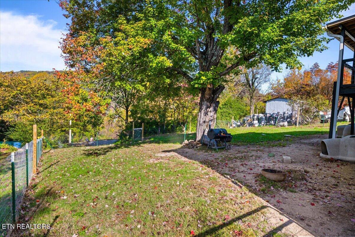 1008 Rose Hill Drive Lafollette TN 37766
