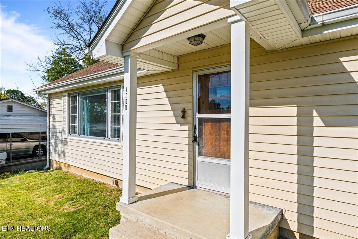 1008 Rose Hill Drive Lafollette TN 37766