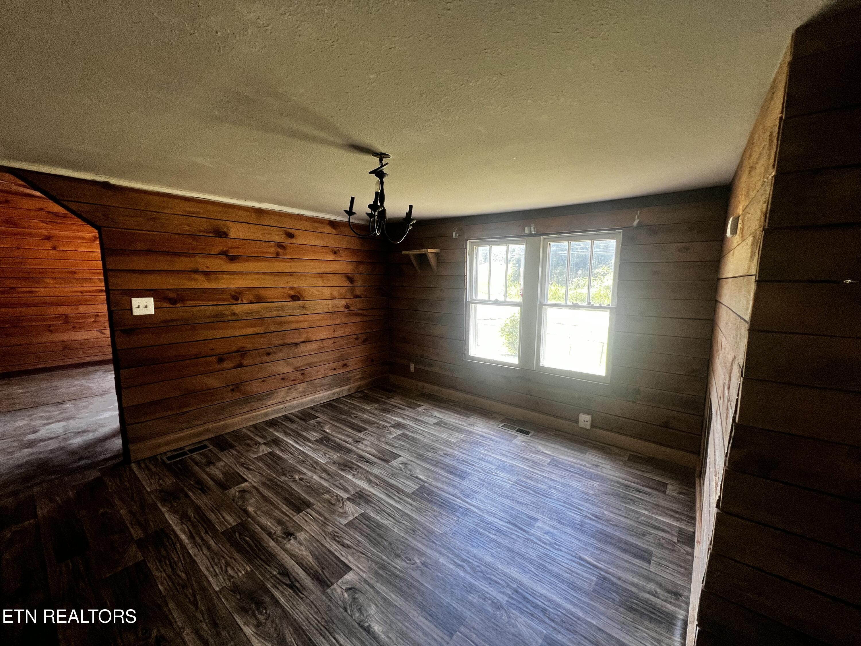105 Cedar Avenue Luttrell TN 37779