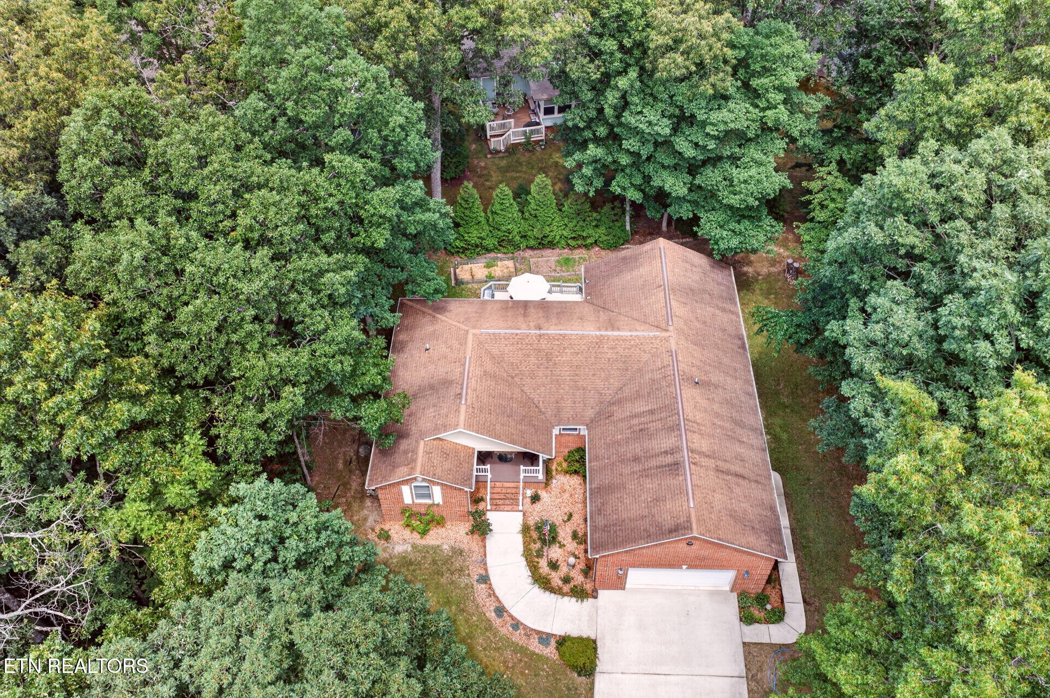 227 Saint George Drive Crossville TN 38558