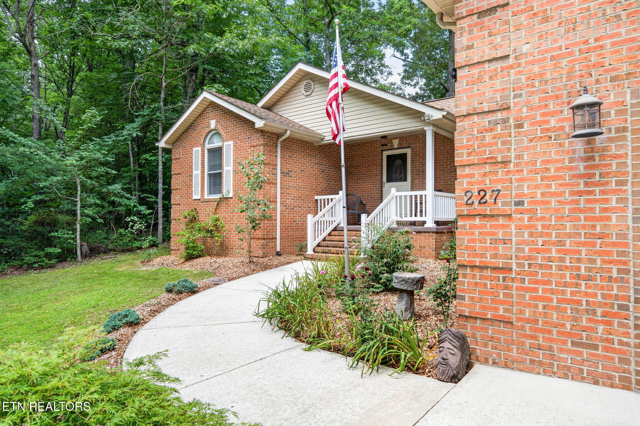 227 Saint George Drive Crossville TN 38558