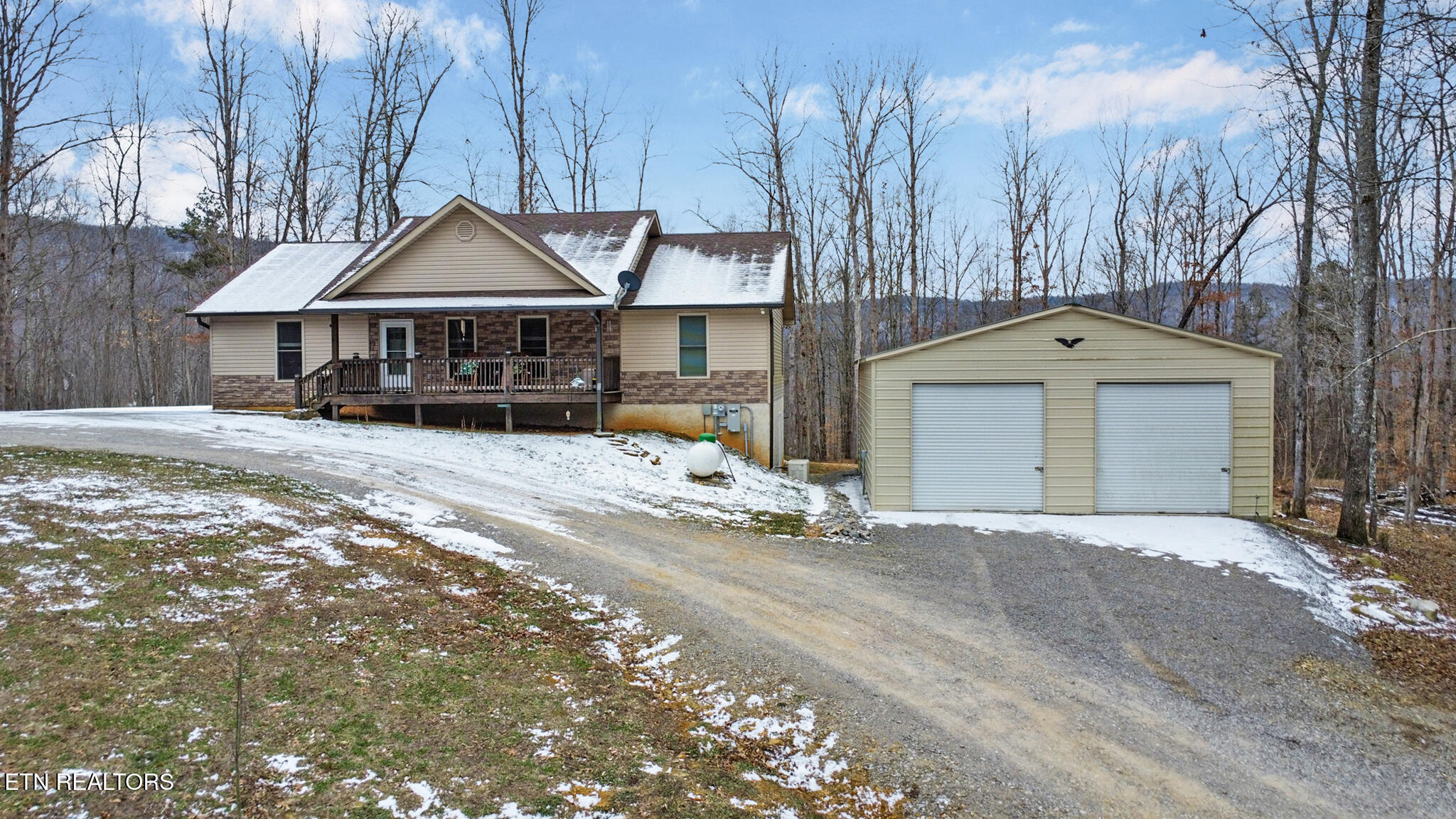 68 Buffalo Cove Lane Jamestown TN 38556