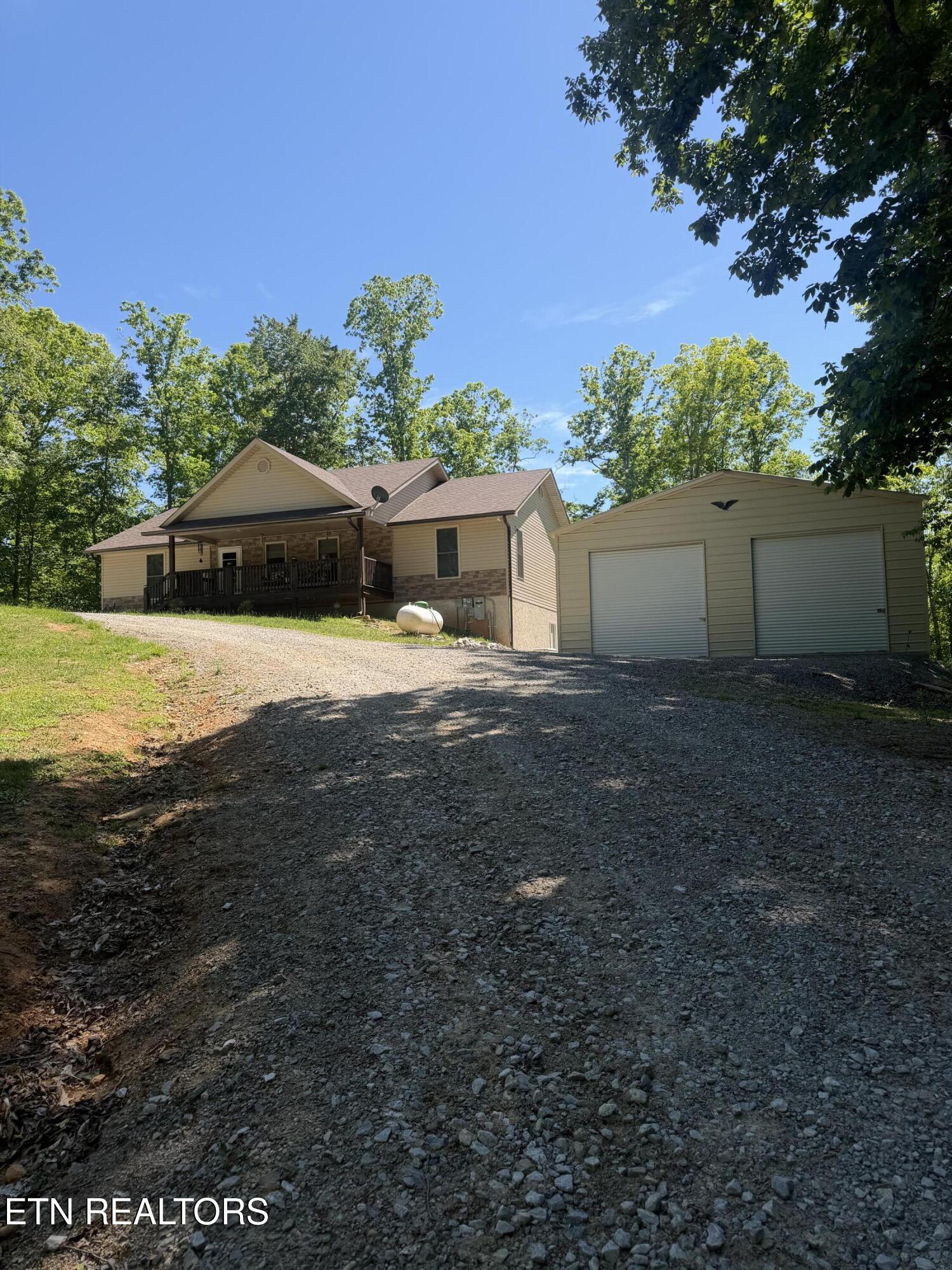 68 Buffalo Cove Lane Jamestown TN 38556
