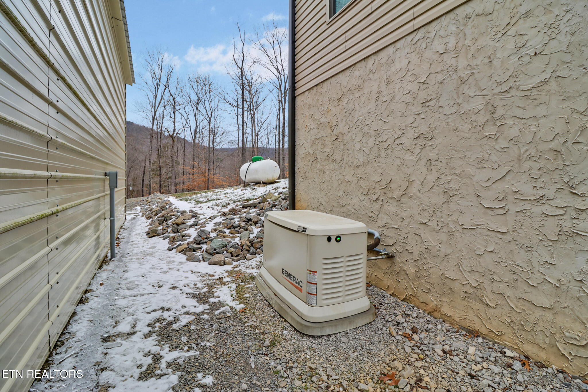 68 Buffalo Cove Lane Jamestown TN 38556