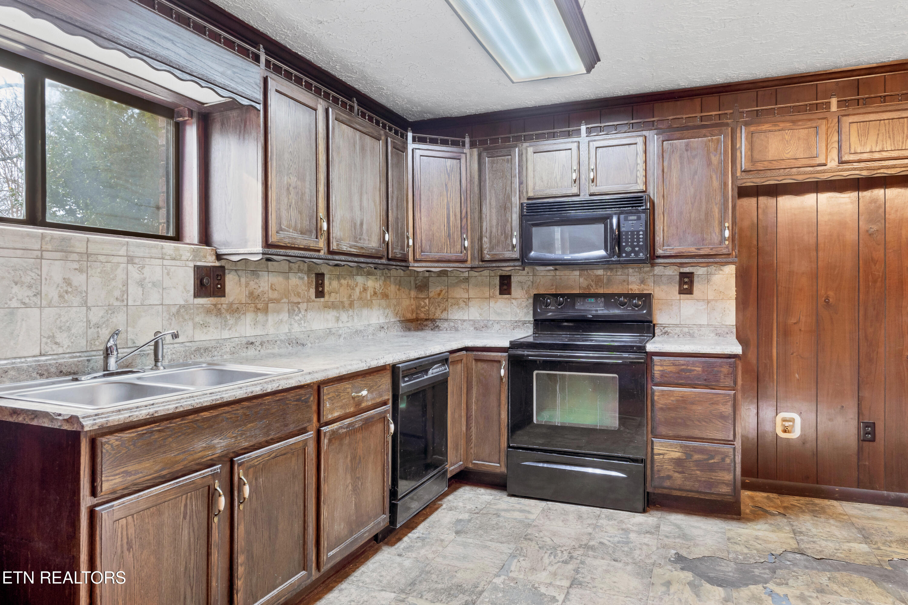 3018 Rambling Road Maryville TN 37801