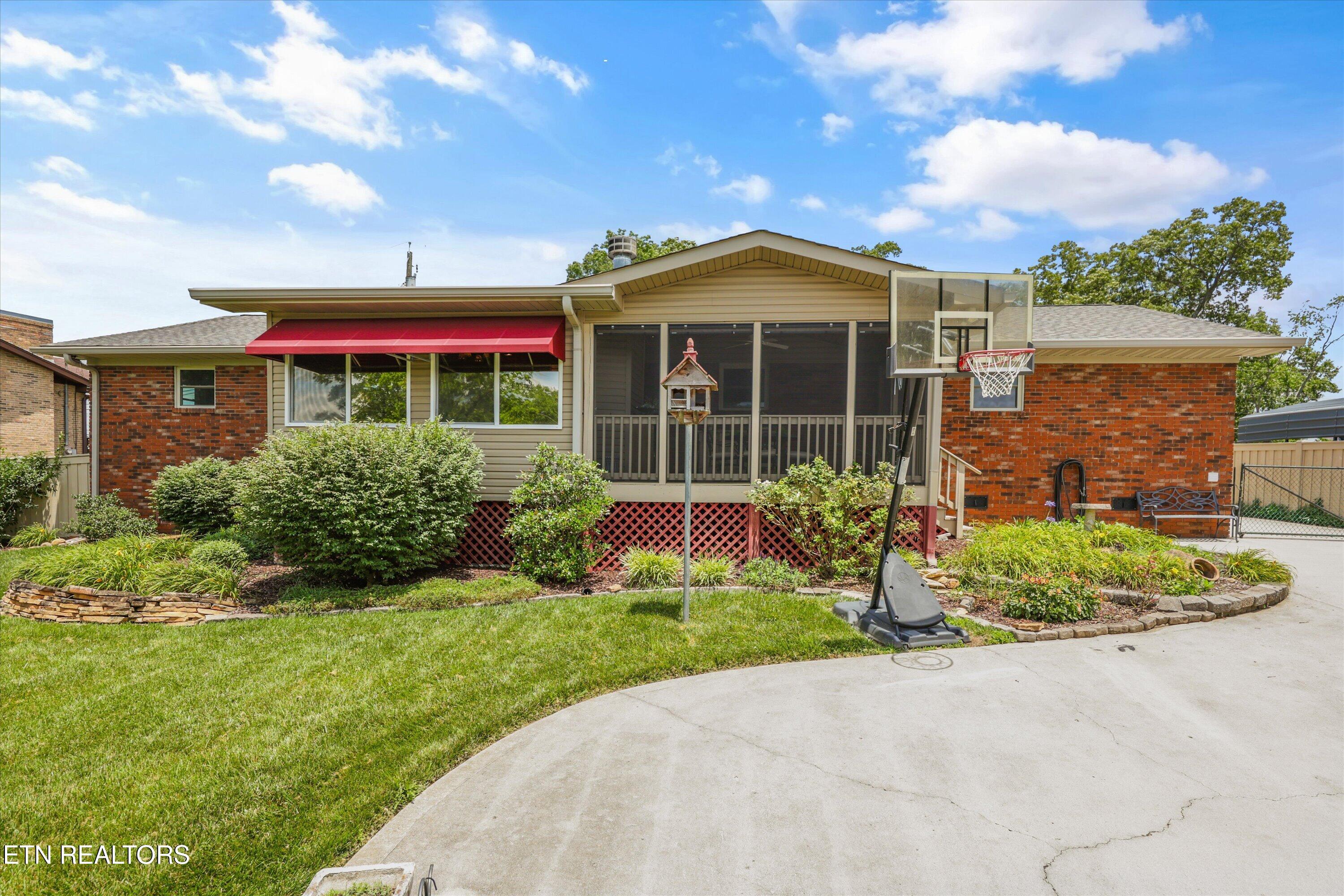 7517 Temple Acres Drive Knoxville TN 37938