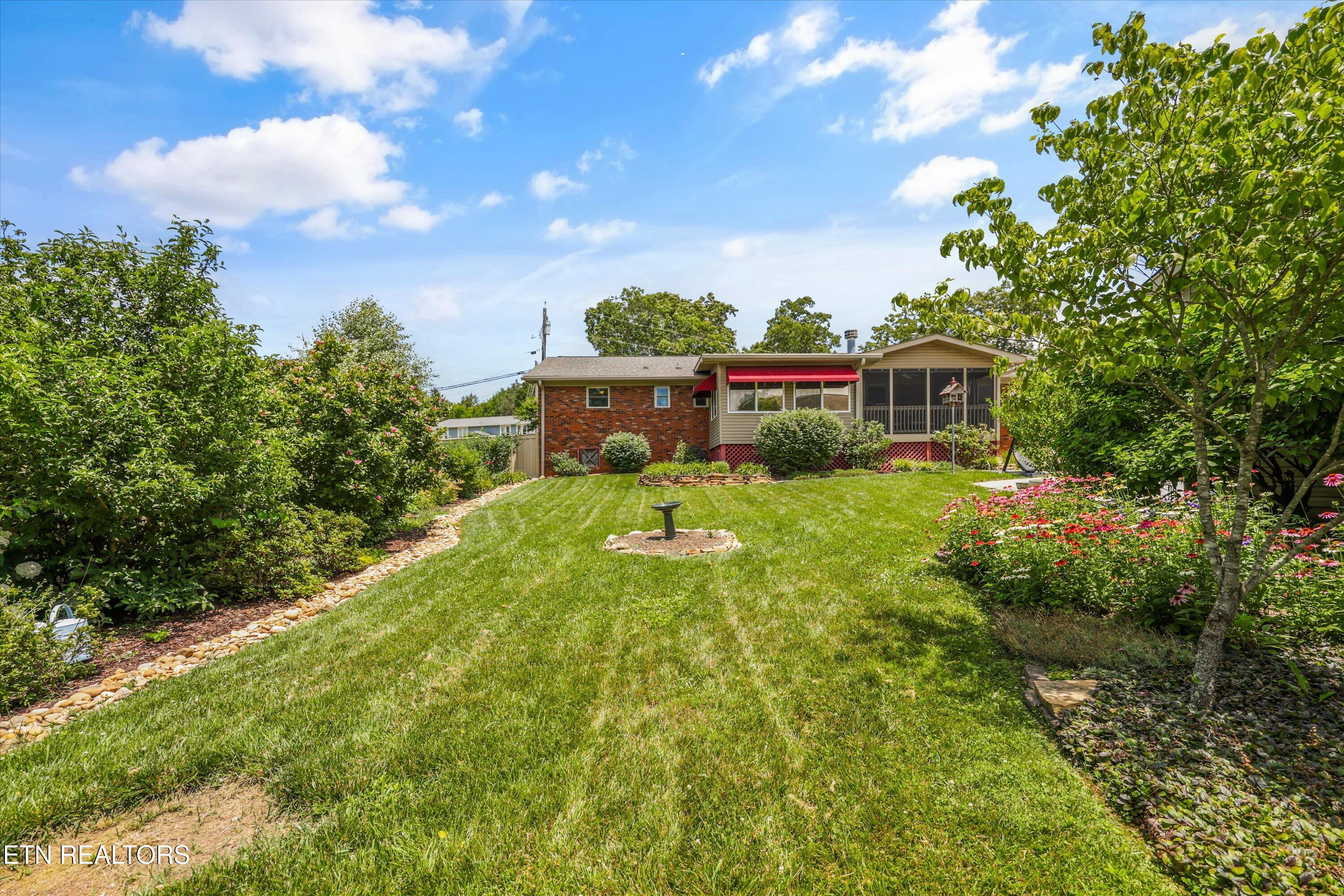 7517 Temple Acres Drive Knoxville TN 37938