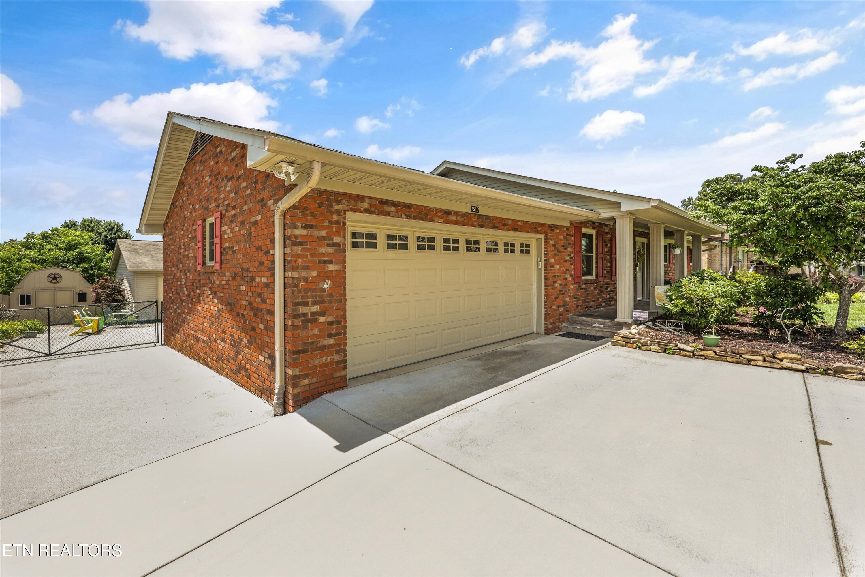 7517 Temple Acres Drive Knoxville TN 37938