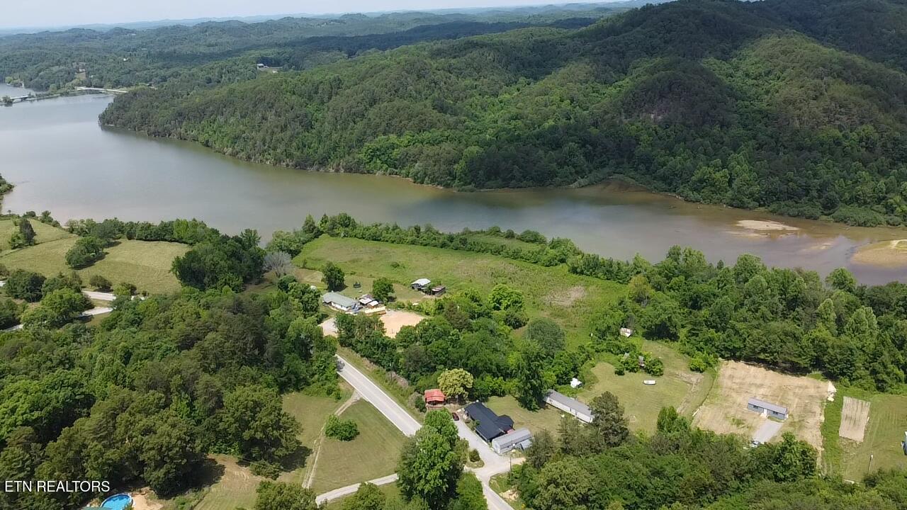 3271 Tennessee 360 Vonore TN 37885